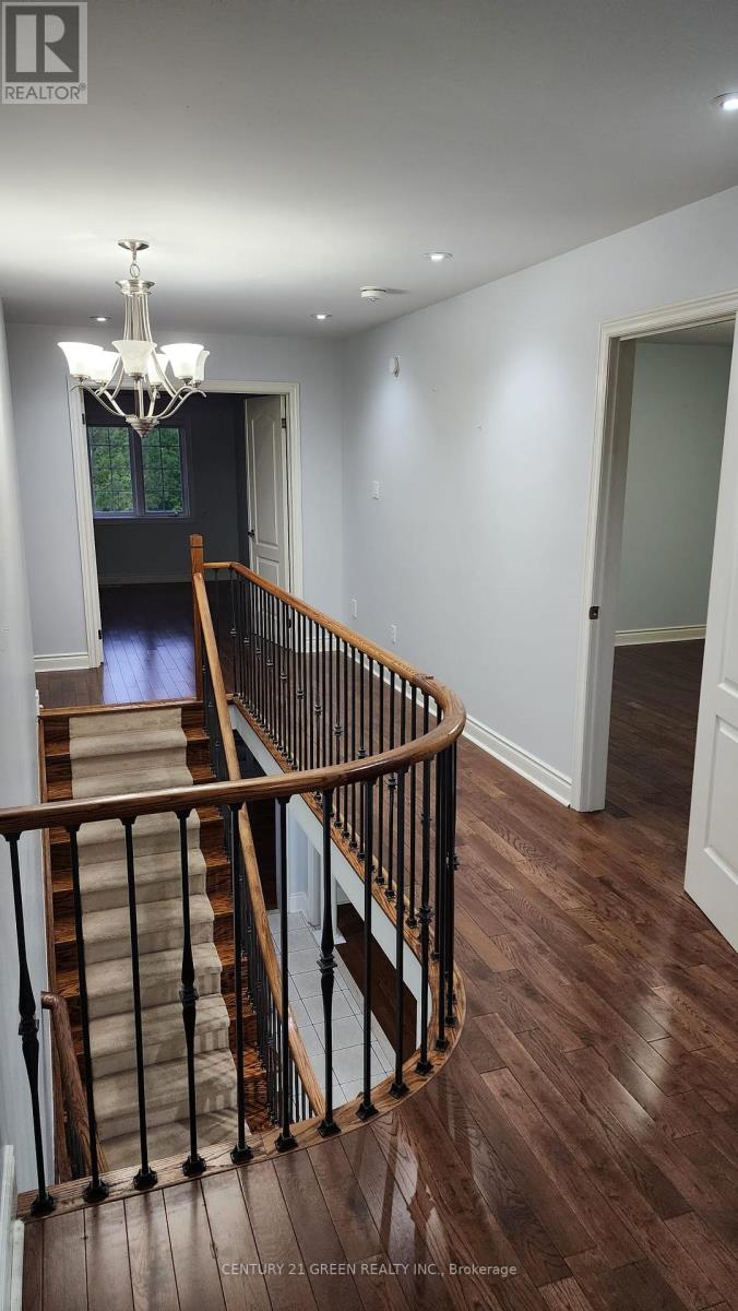 Upper Portion - 68 River Rock Crescent, Brampton, Ontario  L7A 2W9 - Photo 18 - W12409998