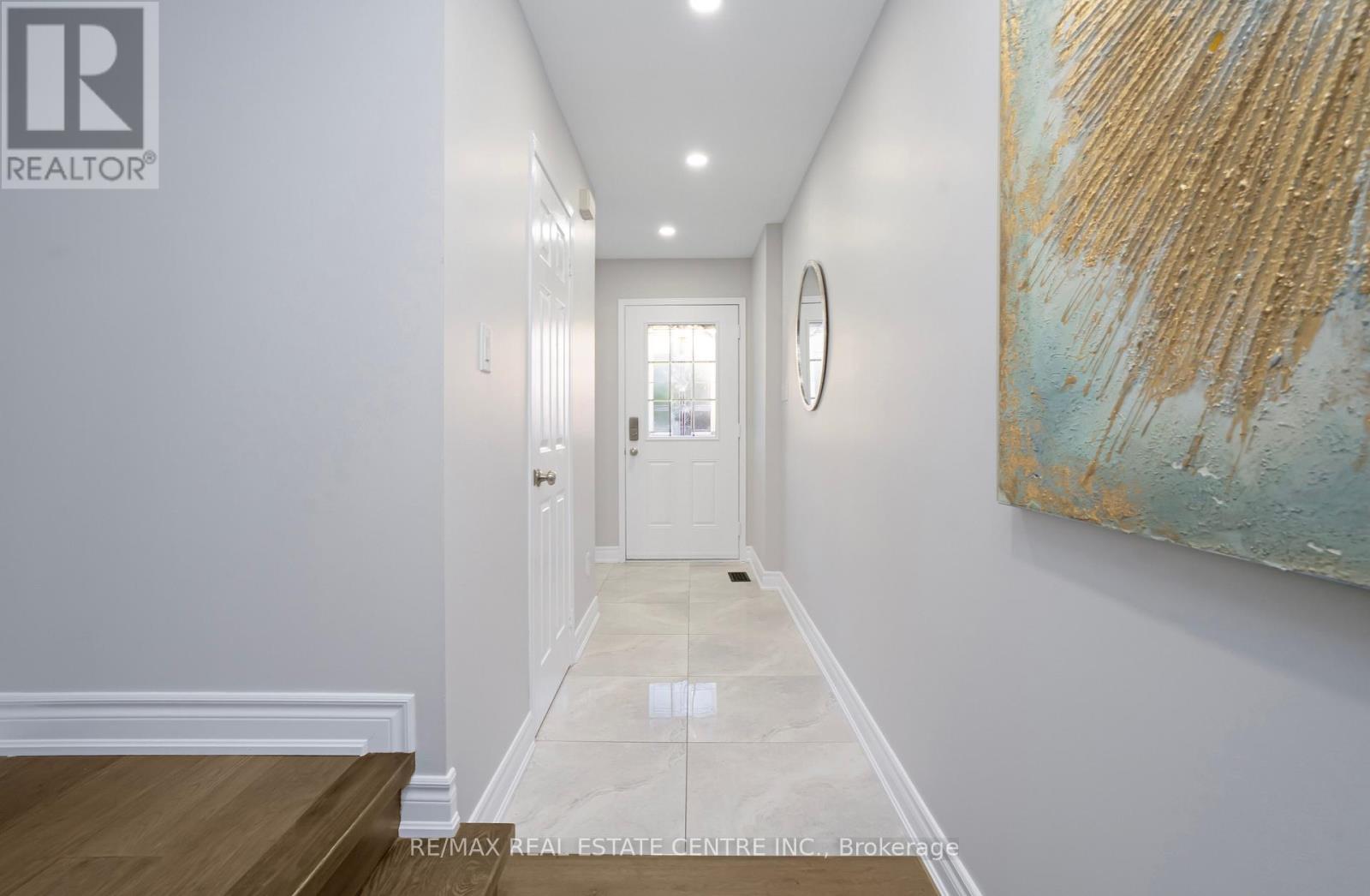 165 - 5255 Palmetto Place, Mississauga, Ontario  L5M 0H2 - Photo 4 - W12410042