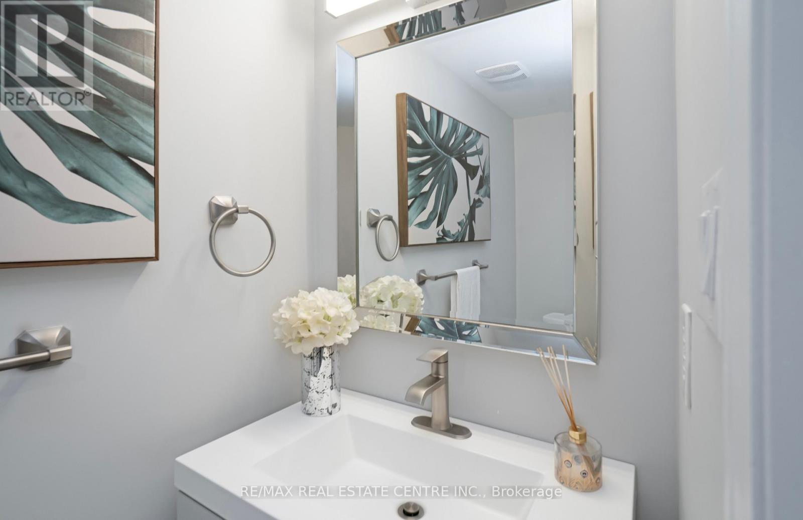 165 - 5255 Palmetto Place, Mississauga, Ontario  L5M 0H2 - Photo 7 - W12410042