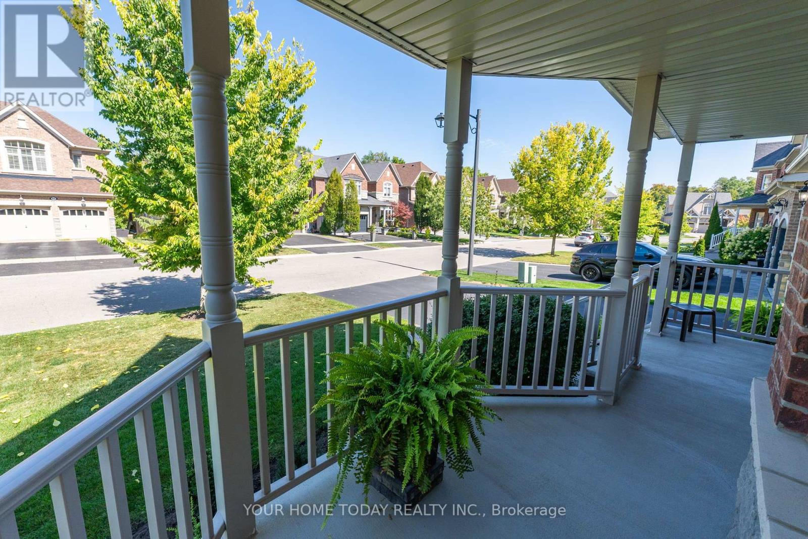 Property at 94 FOXTAIL COURT image 4