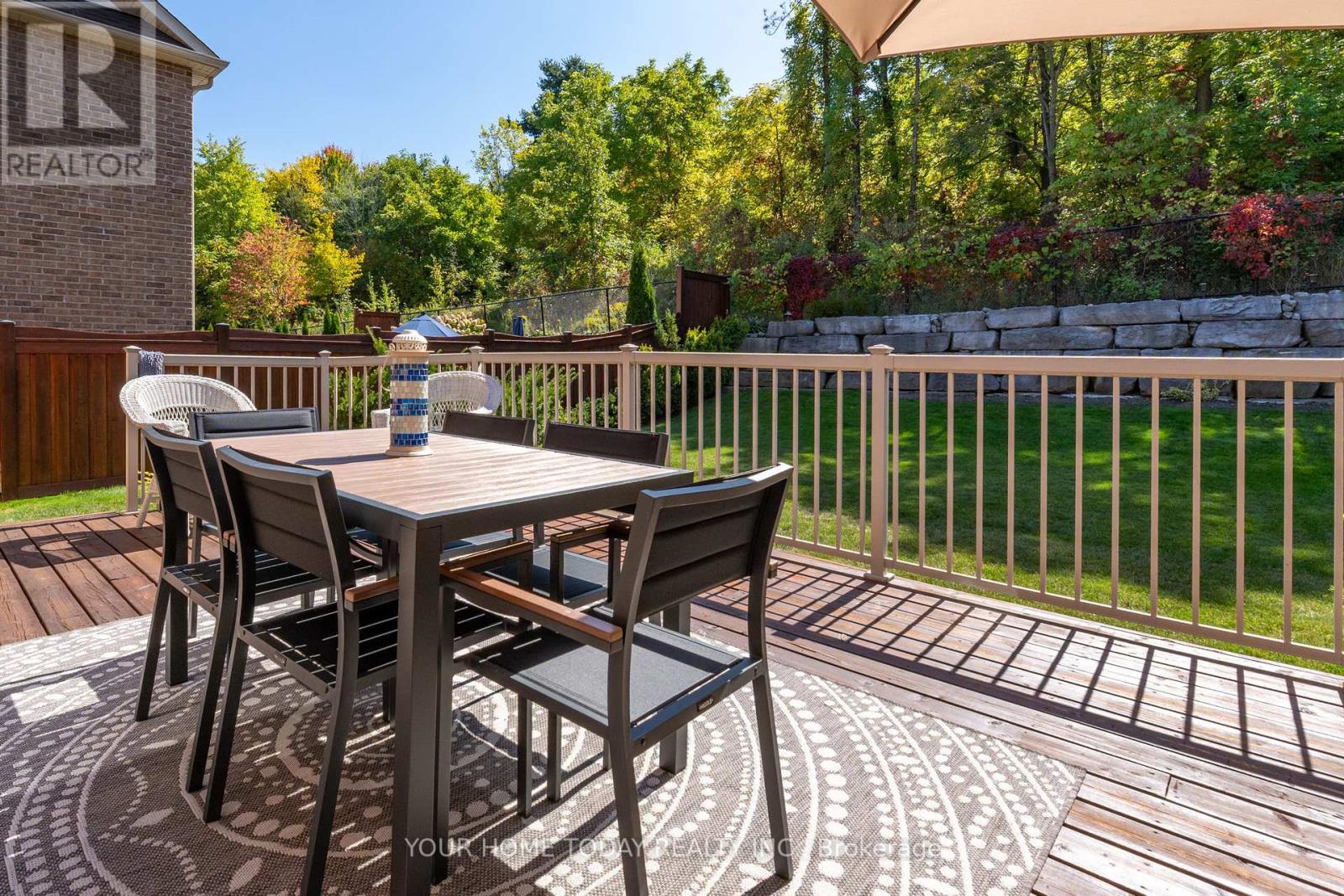 94 Foxtail Court, Halton Hills, Ontario  L7G 0G2 - Photo 42 - W12410063