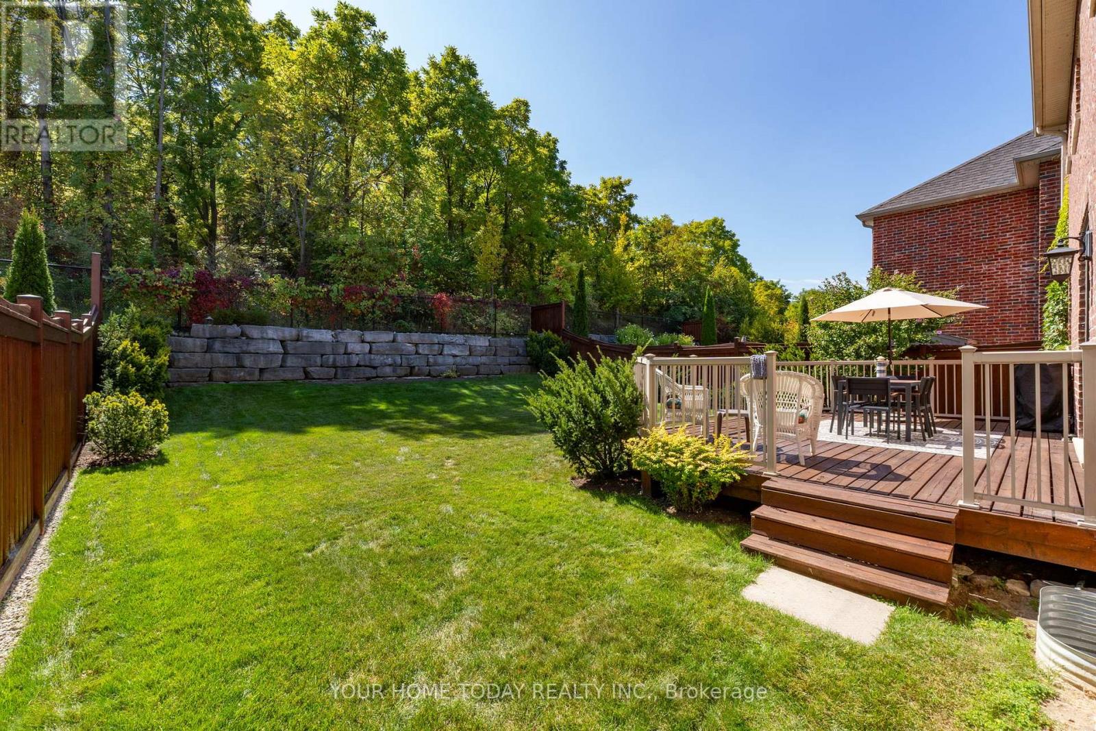 94 Foxtail Court, Halton Hills, Ontario  L7G 0G2 - Photo 43 - W12410063