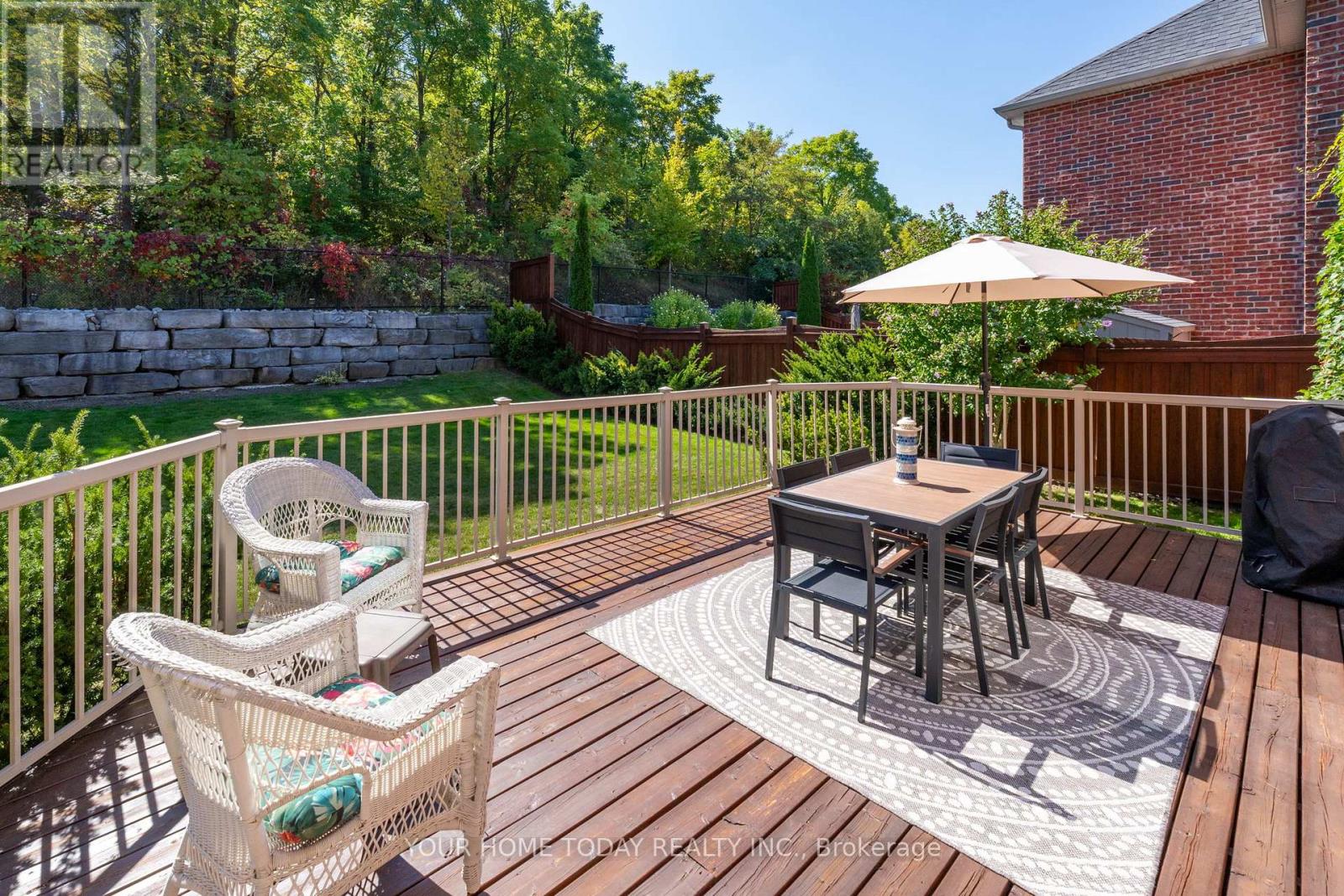 94 Foxtail Court, Halton Hills, Ontario  L7G 0G2 - Photo 44 - W12410063