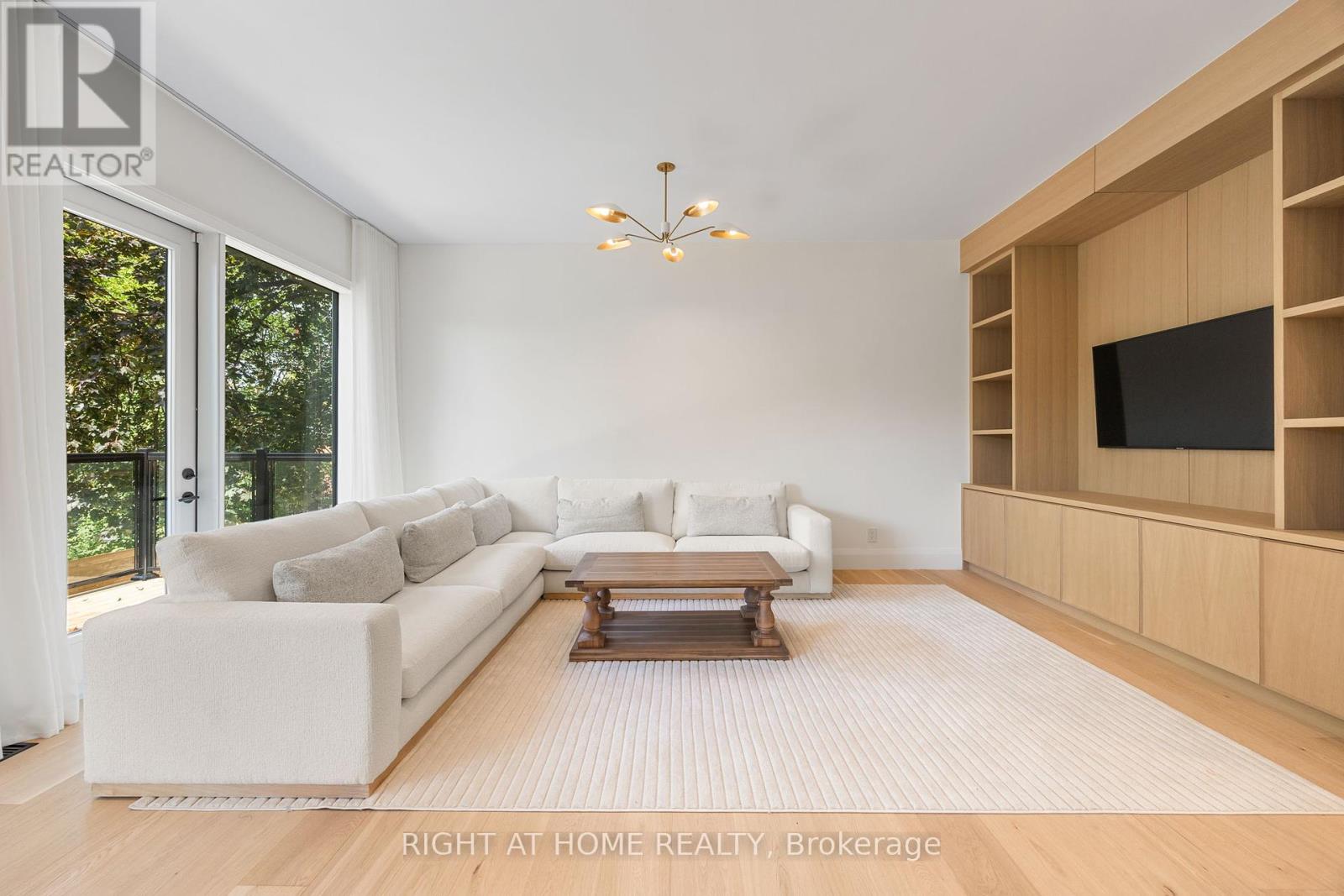 120 Hammell St Street, Toronto (Clanton Park), Ontario  M3H 2P5 - Photo 11 - C12410118