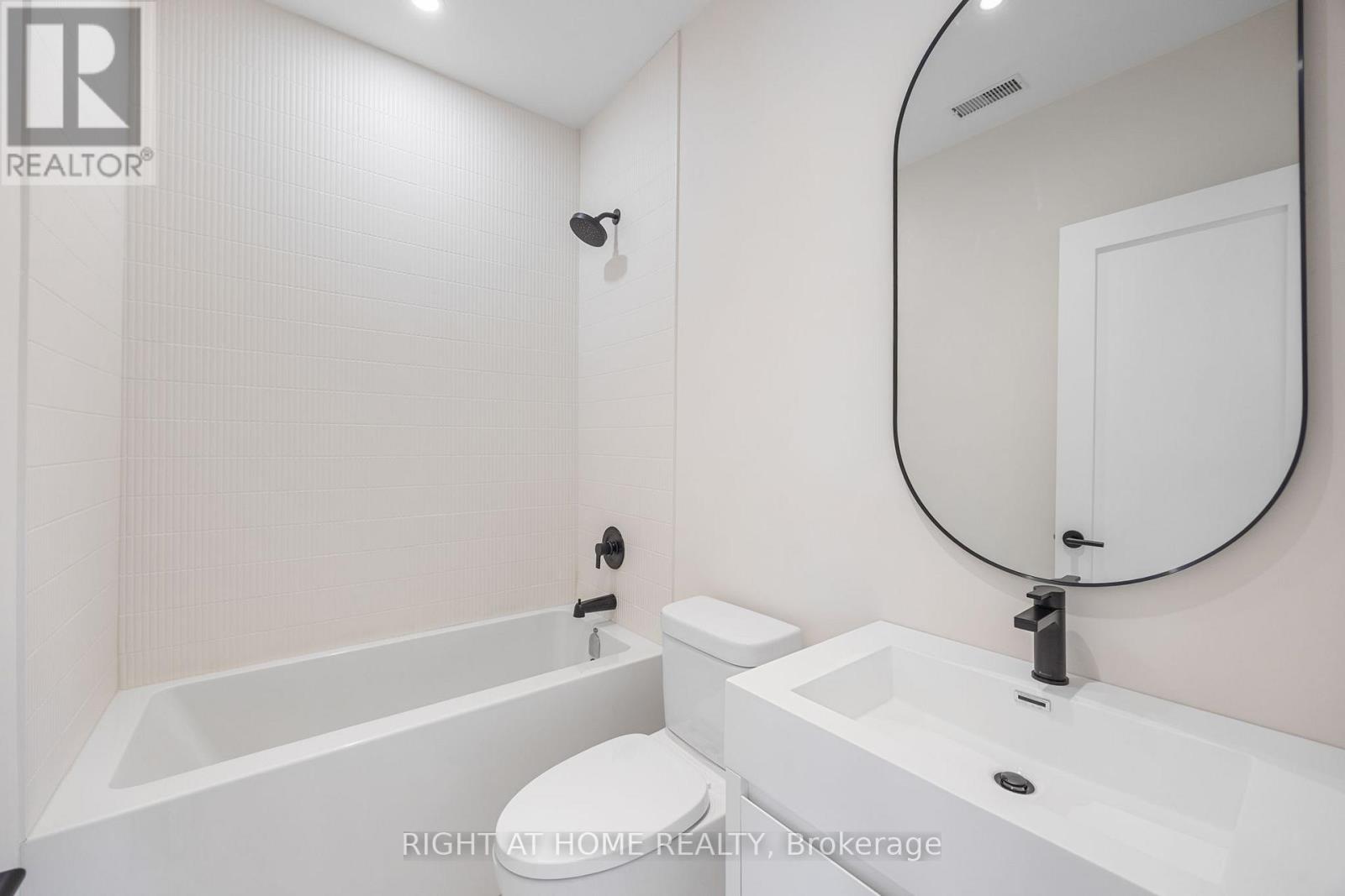 120 Hammell St Street, Toronto (Clanton Park), Ontario  M3H 2P5 - Photo 23 - C12410118