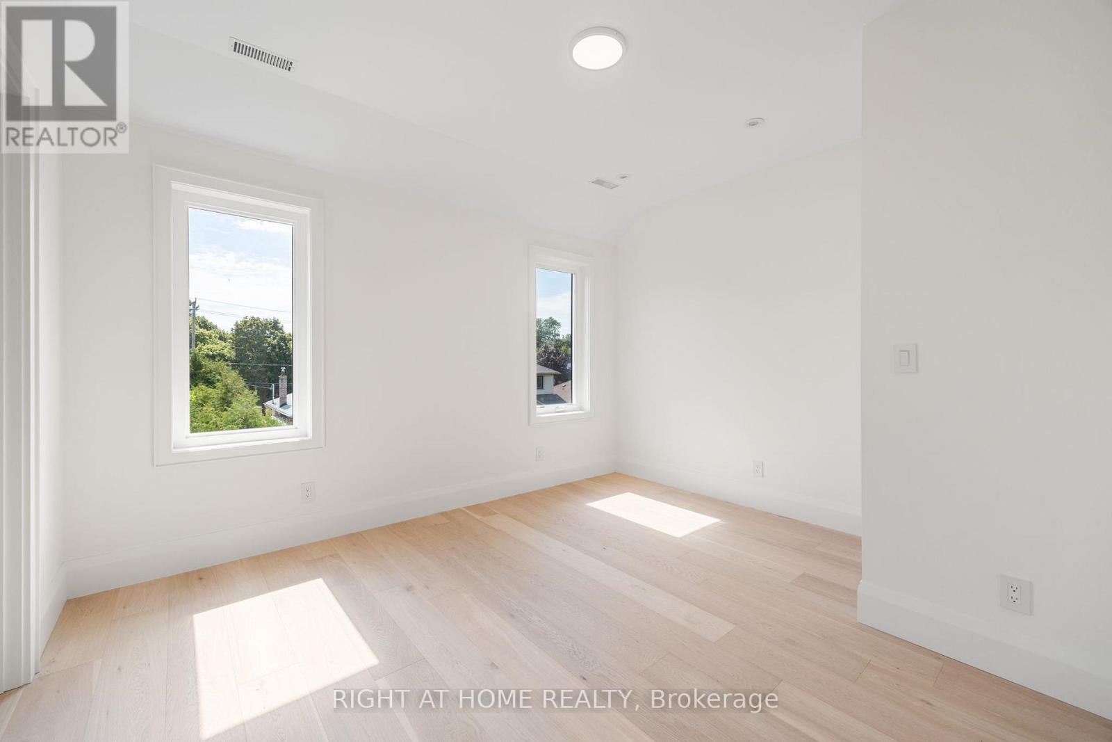 120 Hammell St Street, Toronto (Clanton Park), Ontario  M3H 2P5 - Photo 28 - C12410118
