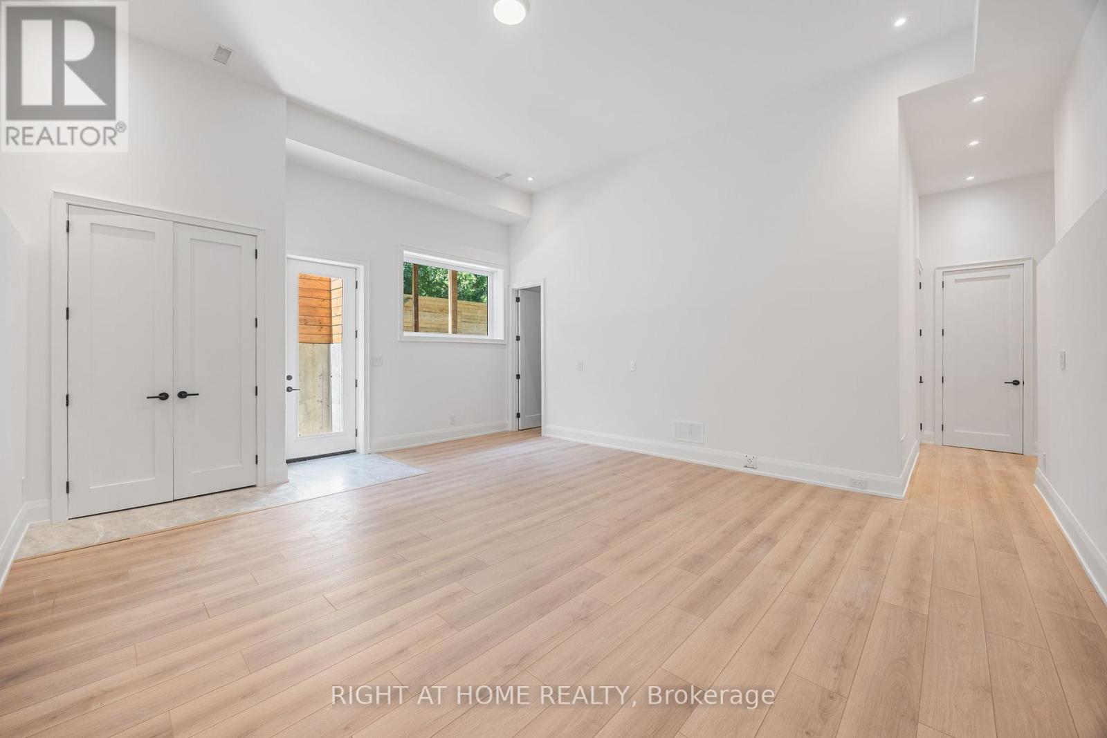 120 Hammell St Street, Toronto (Clanton Park), Ontario  M3H 2P5 - Photo 31 - C12410118