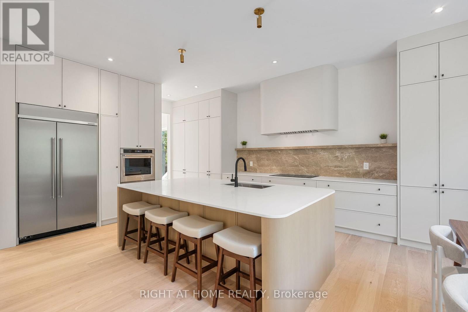 120 Hammell St Street, Toronto (Clanton Park), Ontario  M3H 2P5 - Photo 9 - C12410118