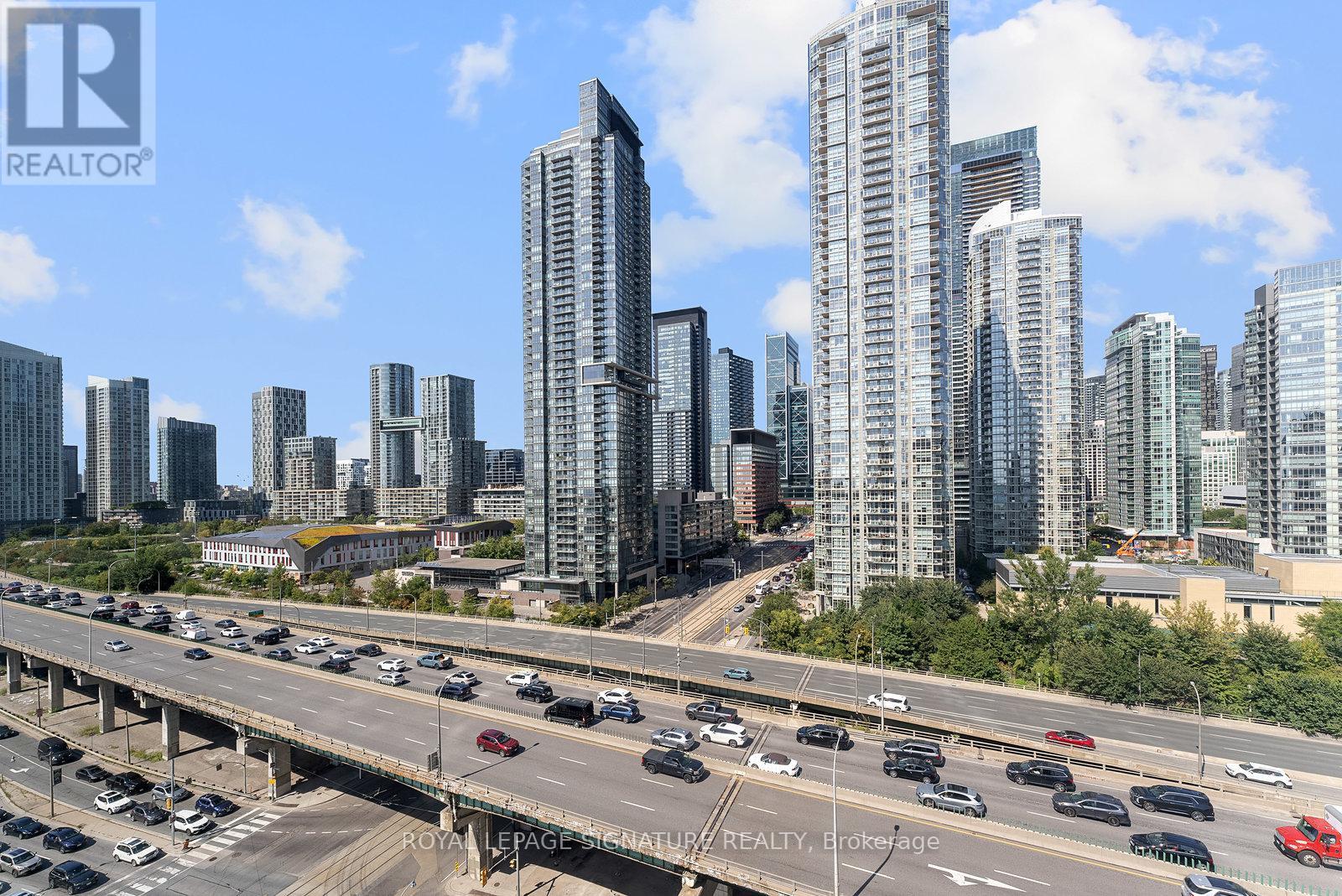 1407 - 410 Queens Quay W, Toronto, Ontario  M5V 3T1 - Photo 11 - C12410138