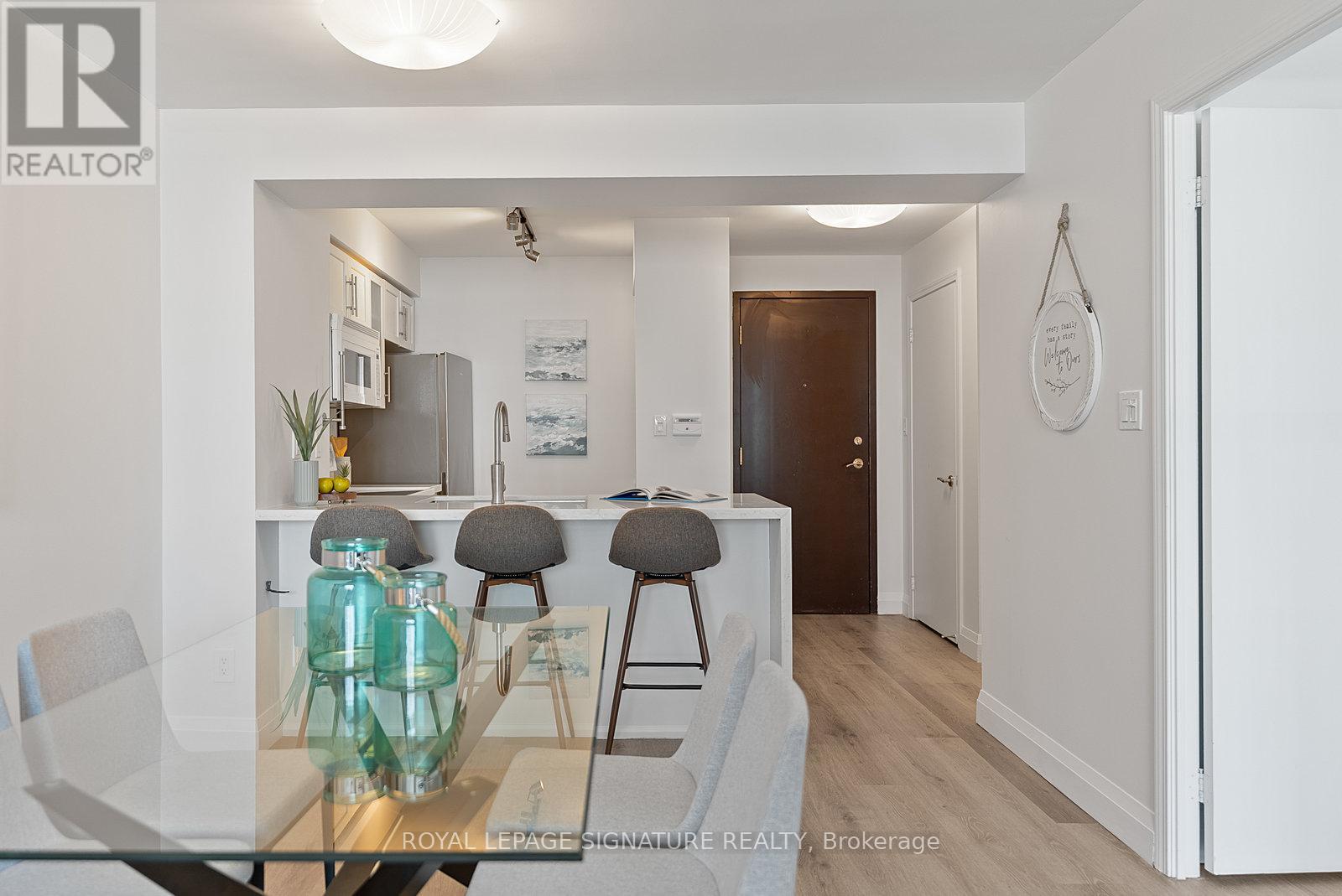 1407 - 410 Queens Quay W, Toronto, Ontario  M5V 3T1 - Photo 2 - C12410138