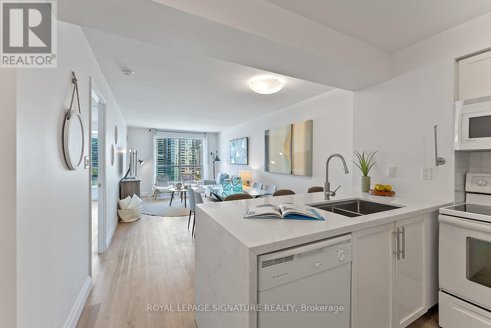 1407 - 410 Queens Quay W, Toronto, Ontario  M5V 3T1 - Photo 36 - C12410138