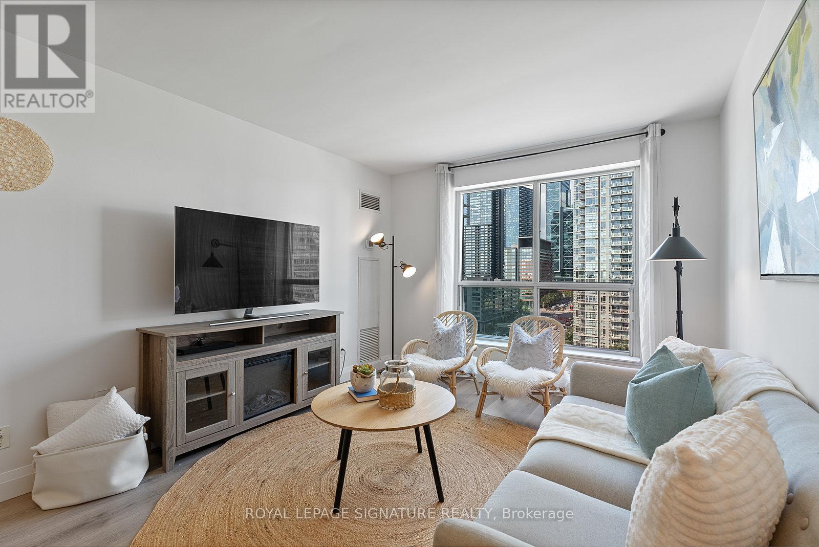 1407 - 410 Queens Quay W, Toronto, Ontario  M5V 3T1 - Photo 47 - C12410138