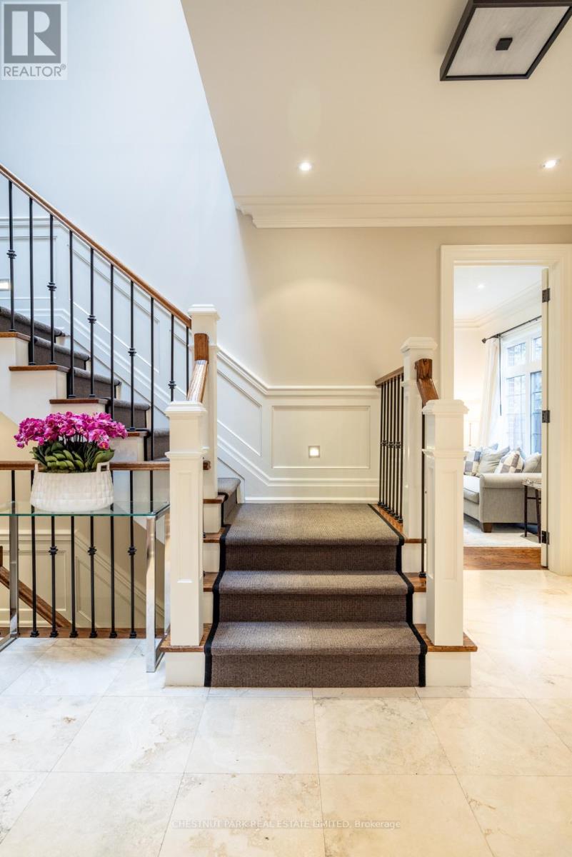 102 Mildenhall Road, Toronto (Bridle Path-Sunnybrook-York Mills), Ontario  M4N 3H5 - Photo 21 - C12410151
