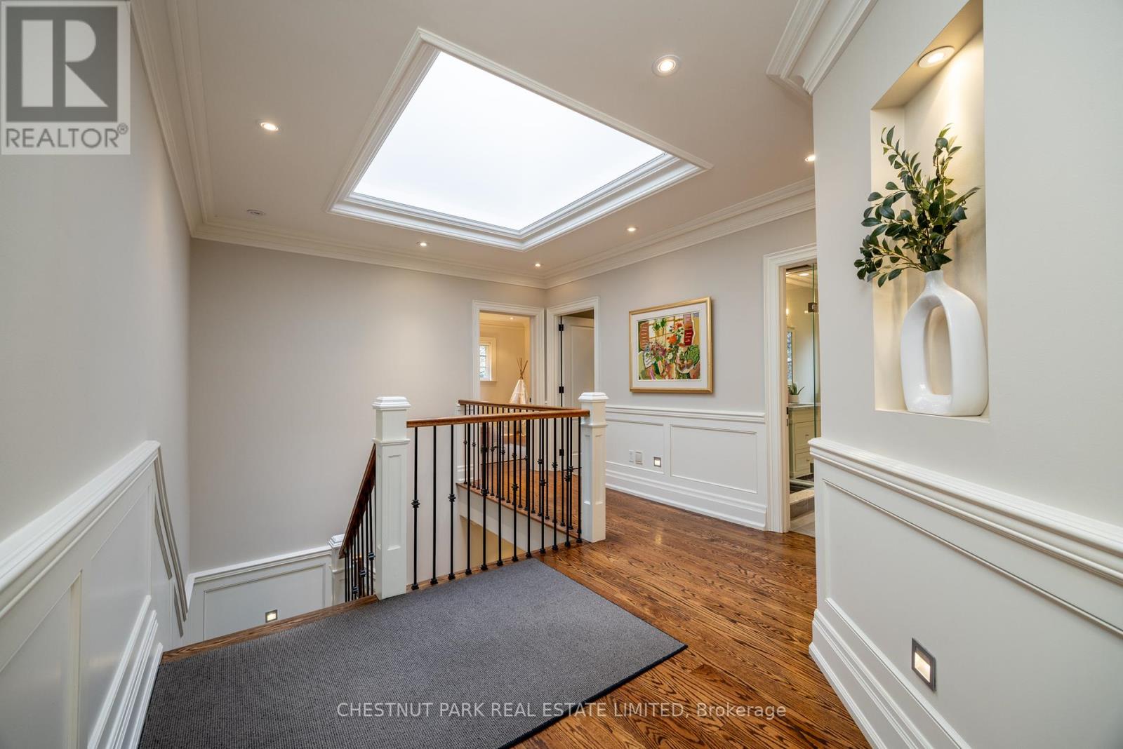 102 Mildenhall Road, Toronto (Bridle Path-Sunnybrook-York Mills), Ontario  M4N 3H5 - Photo 22 - C12410151