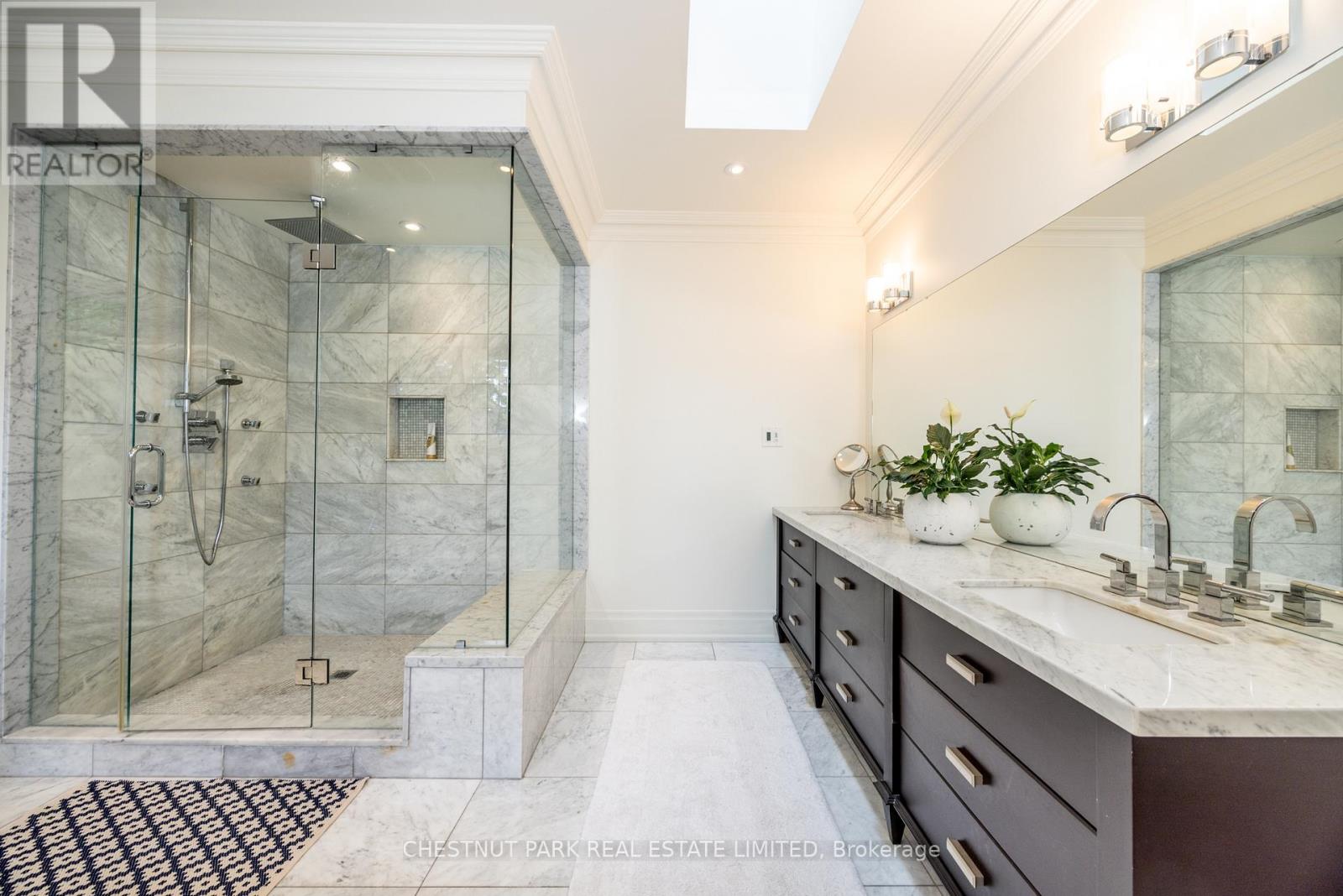 102 Mildenhall Road, Toronto (Bridle Path-Sunnybrook-York Mills), Ontario  M4N 3H5 - Photo 27 - C12410151
