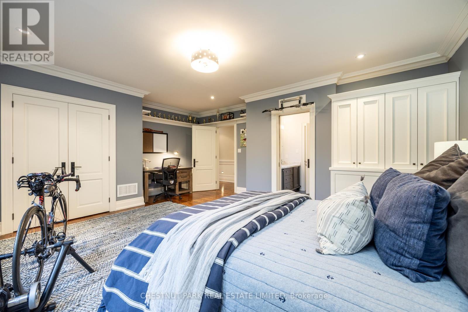 102 Mildenhall Road, Toronto (Bridle Path-Sunnybrook-York Mills), Ontario  M4N 3H5 - Photo 39 - C12410151