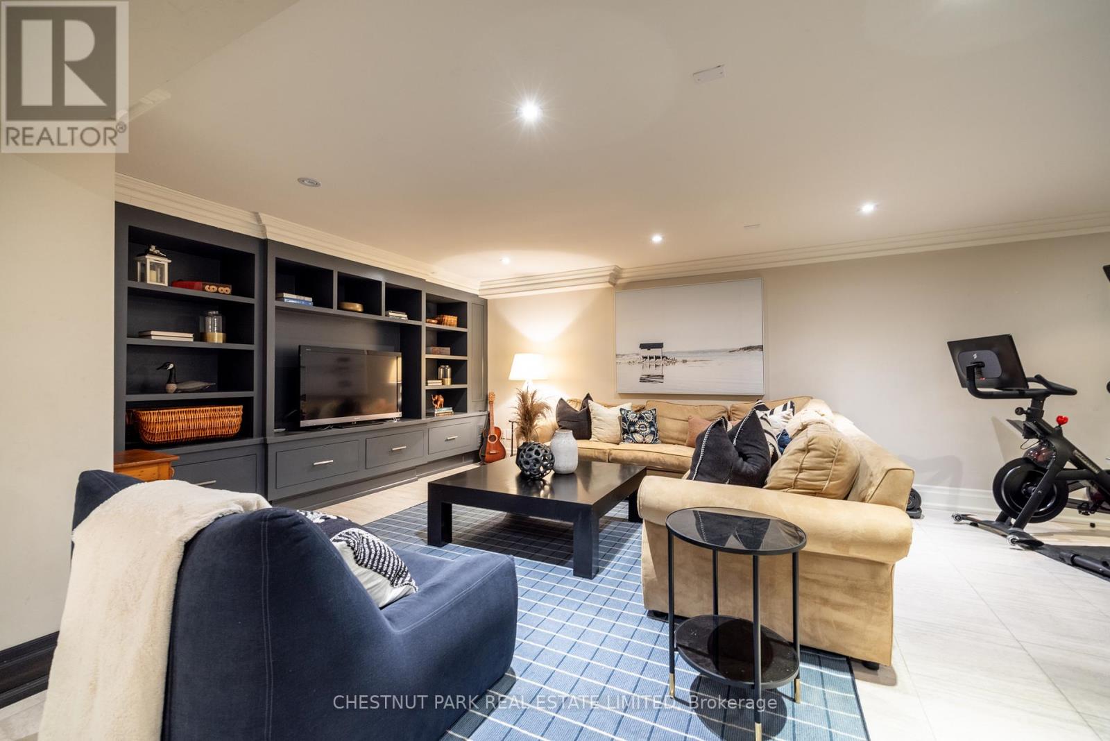 102 Mildenhall Road, Toronto (Bridle Path-Sunnybrook-York Mills), Ontario  M4N 3H5 - Photo 42 - C12410151
