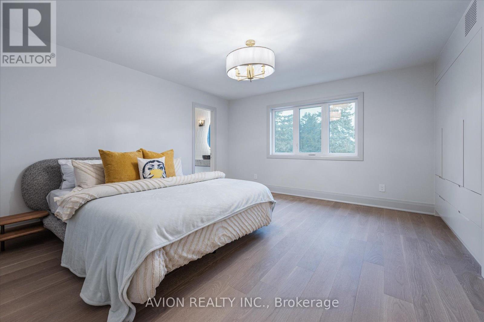 72 Lord Seaton Road, Toronto, Ontario  M2P 1K5 - Photo 28 - C12410177