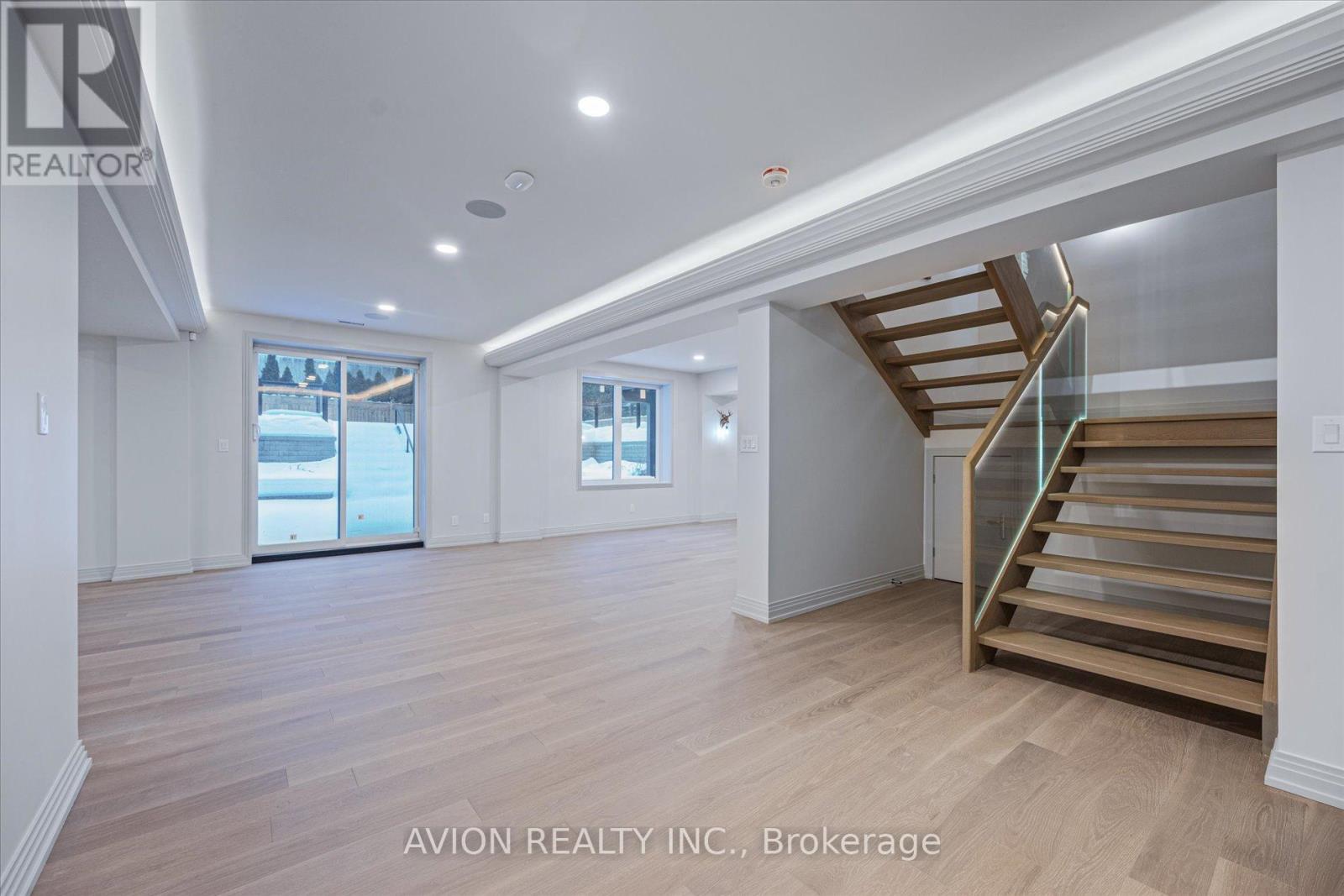 72 Lord Seaton Road, Toronto, Ontario  M2P 1K5 - Photo 34 - C12410177