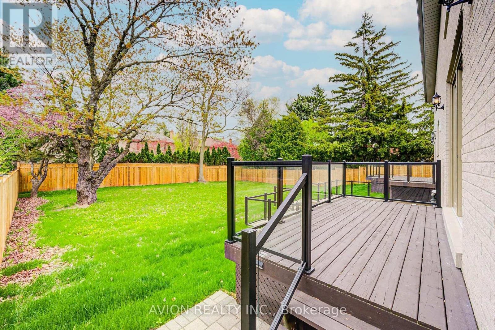 72 Lord Seaton Road, Toronto, Ontario  M2P 1K5 - Photo 47 - C12410177