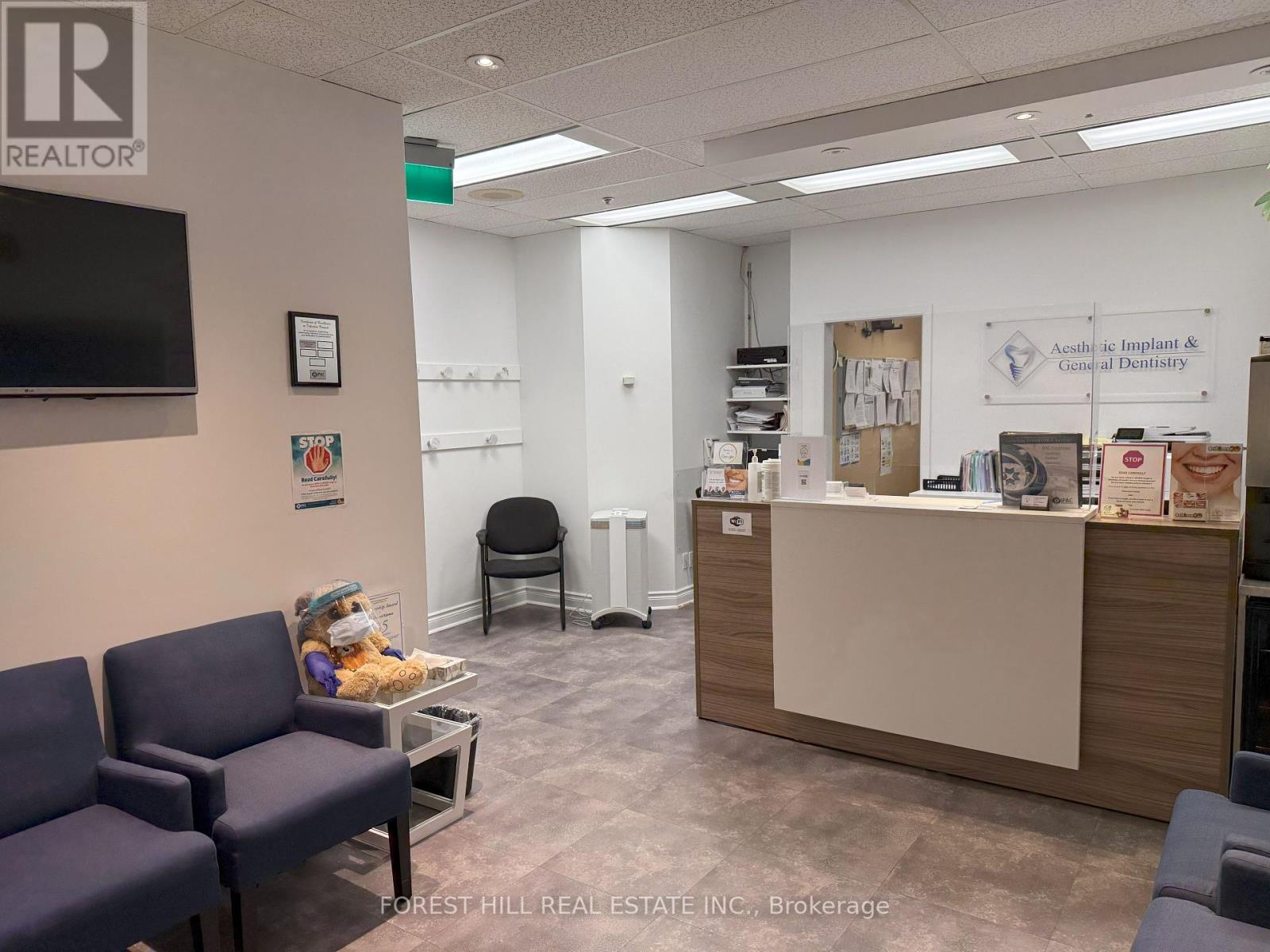 1000 - 5775 Yonge Street, Toronto (Newtonbrook East), Ontario  M2M 4J1 - Photo 1 - C12410194