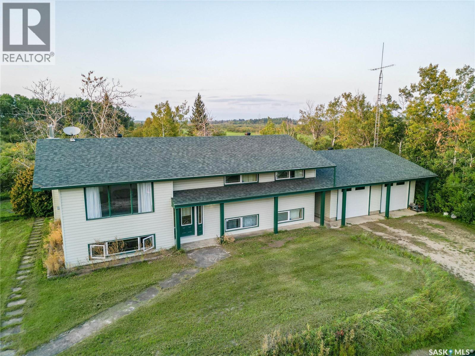 Spruce Home Acreage, Buckland Rm No. 491, Saskatchewan  S0J 2N0 - Photo 2 - SK018671
