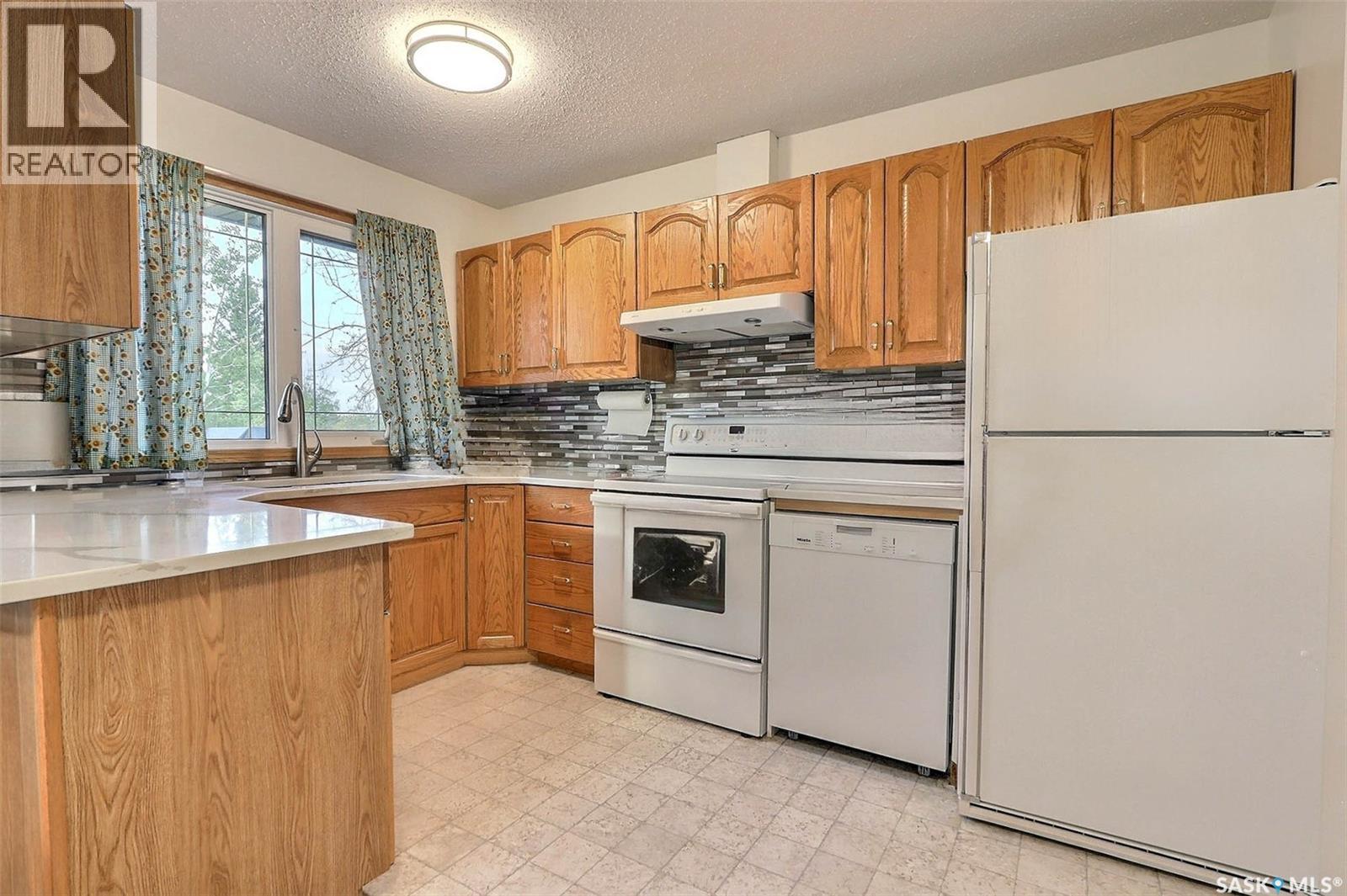 Spruce Home Acreage, Buckland Rm No. 491, Saskatchewan  S0J 2N0 - Photo 5 - SK018671