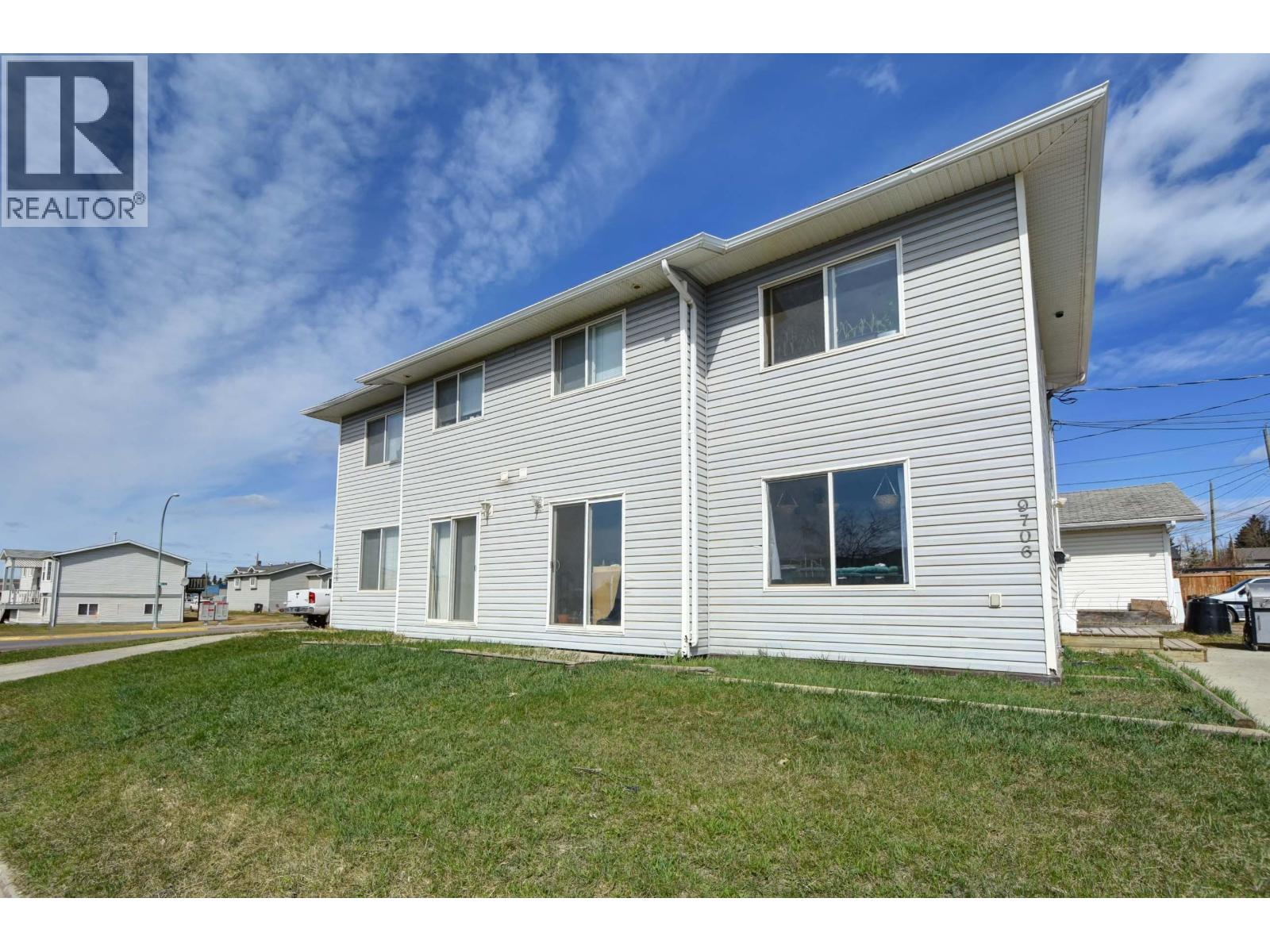 9706-9708 96 Avenue, Fort St. John, British Columbia  V1J 4N6 - Photo 12 - R3049129