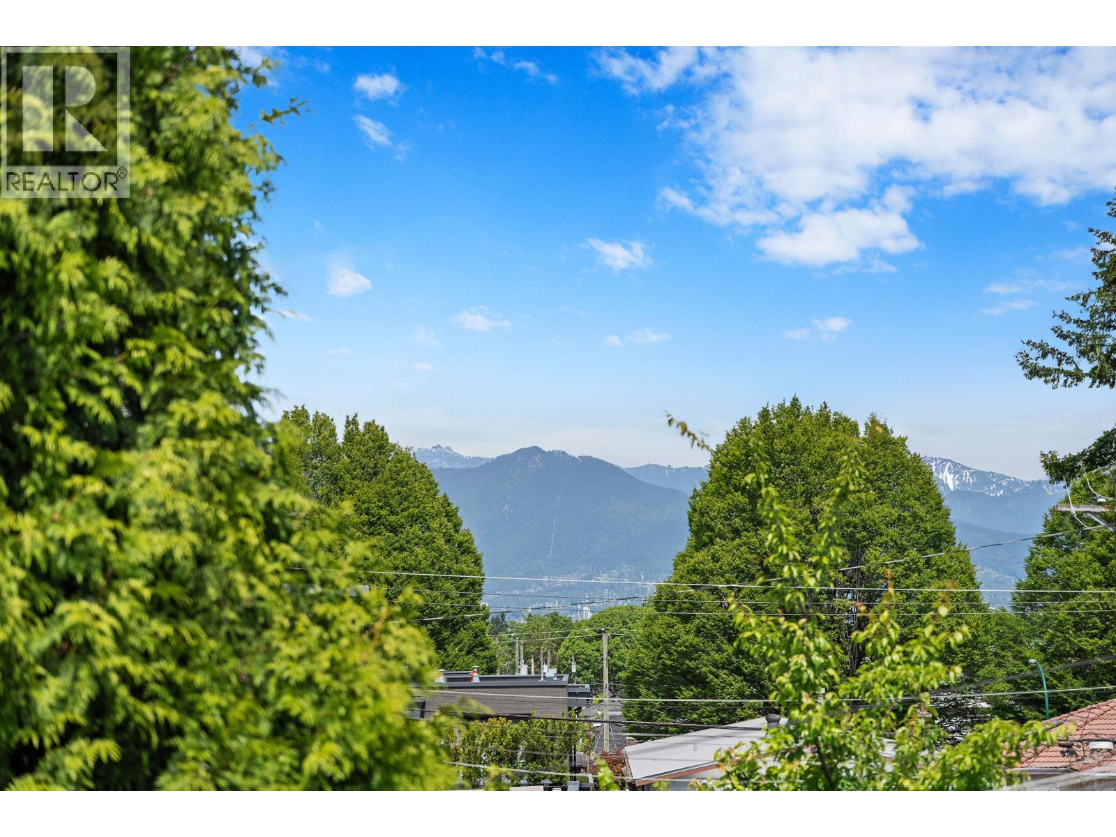 4988 Sherbrooke Street, Vancouver, British Columbia  V5W 3M2 - Photo 5 - R3048571