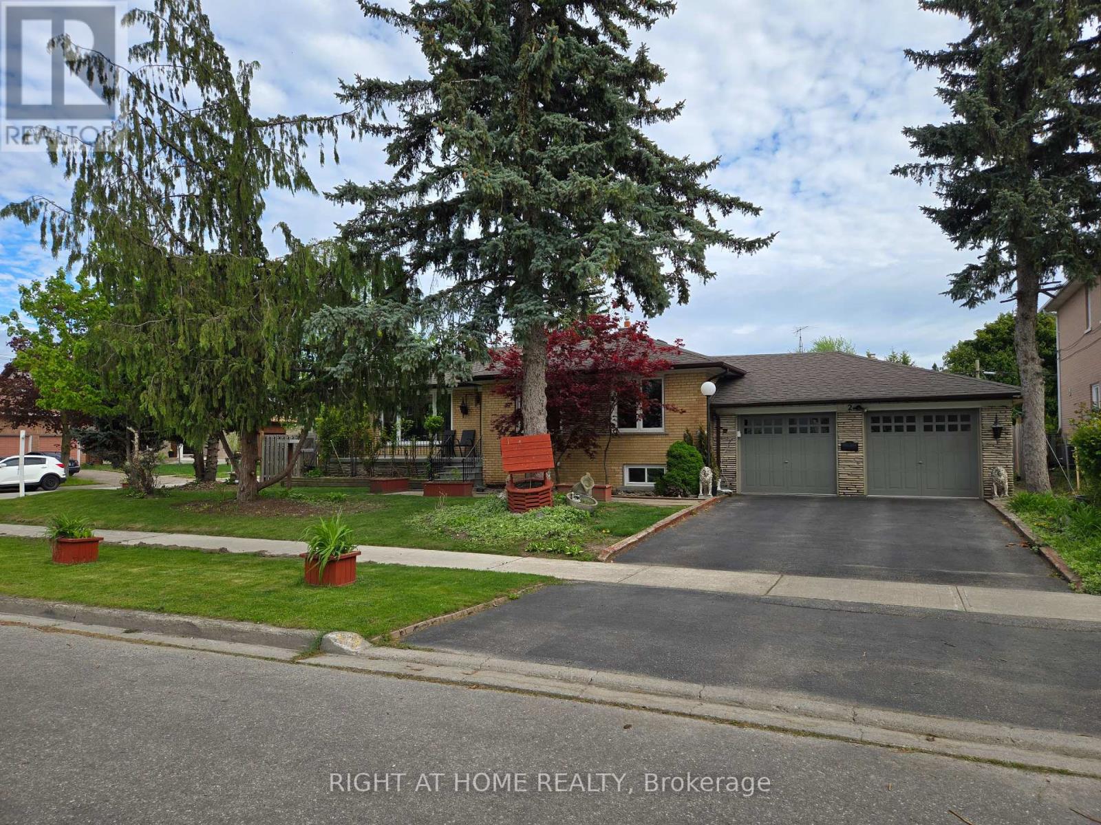 2 Emmeline Crescent, Toronto (Agincourt South-Malvern West), Ontario  M1S 1L2 - Photo 2 - E12410113