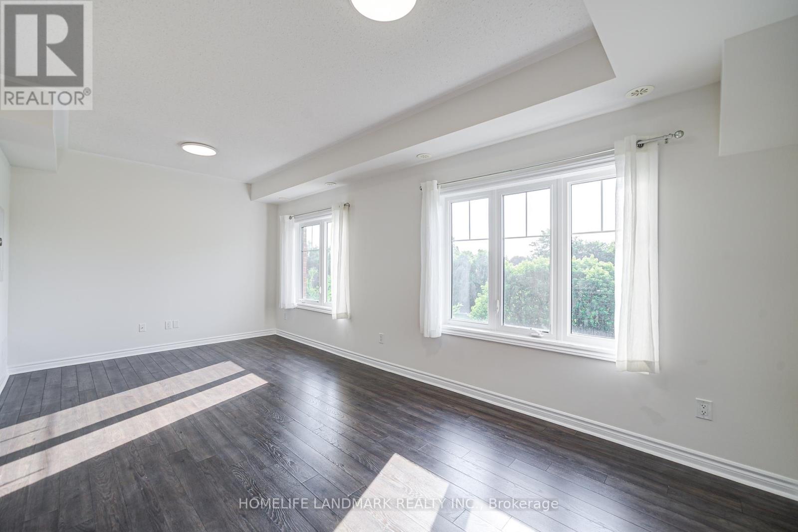 8 - 9 Eaton Park Lane, Toronto (L'amoreaux), Ontario  M1W 0A5 - Photo 13 - E12410122