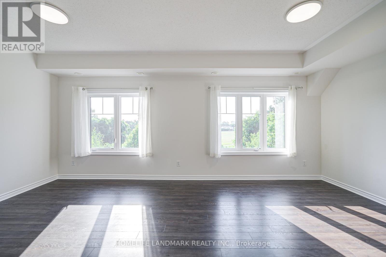 8 - 9 Eaton Park Lane, Toronto (L'amoreaux), Ontario  M1W 0A5 - Photo 19 - E12410122