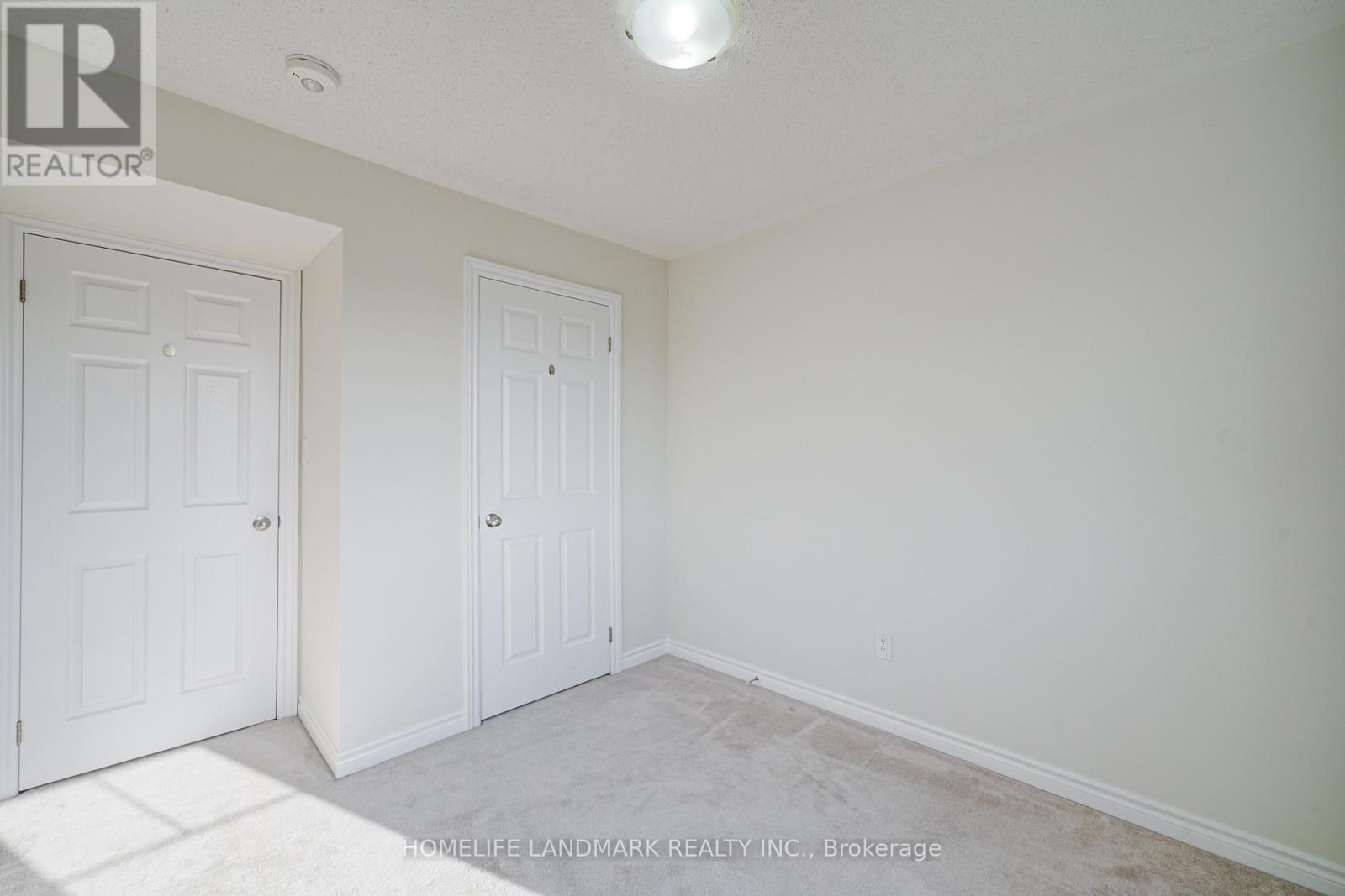 8 - 9 Eaton Park Lane, Toronto (L'amoreaux), Ontario  M1W 0A5 - Photo 25 - E12410122