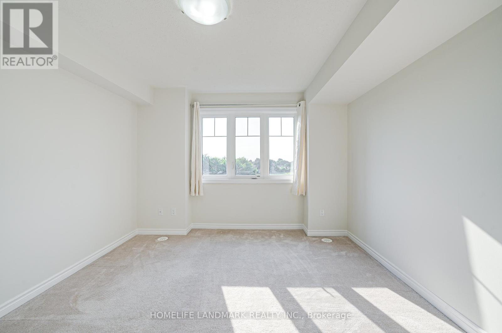 8 - 9 Eaton Park Lane, Toronto (L'amoreaux), Ontario  M1W 0A5 - Photo 31 - E12410122