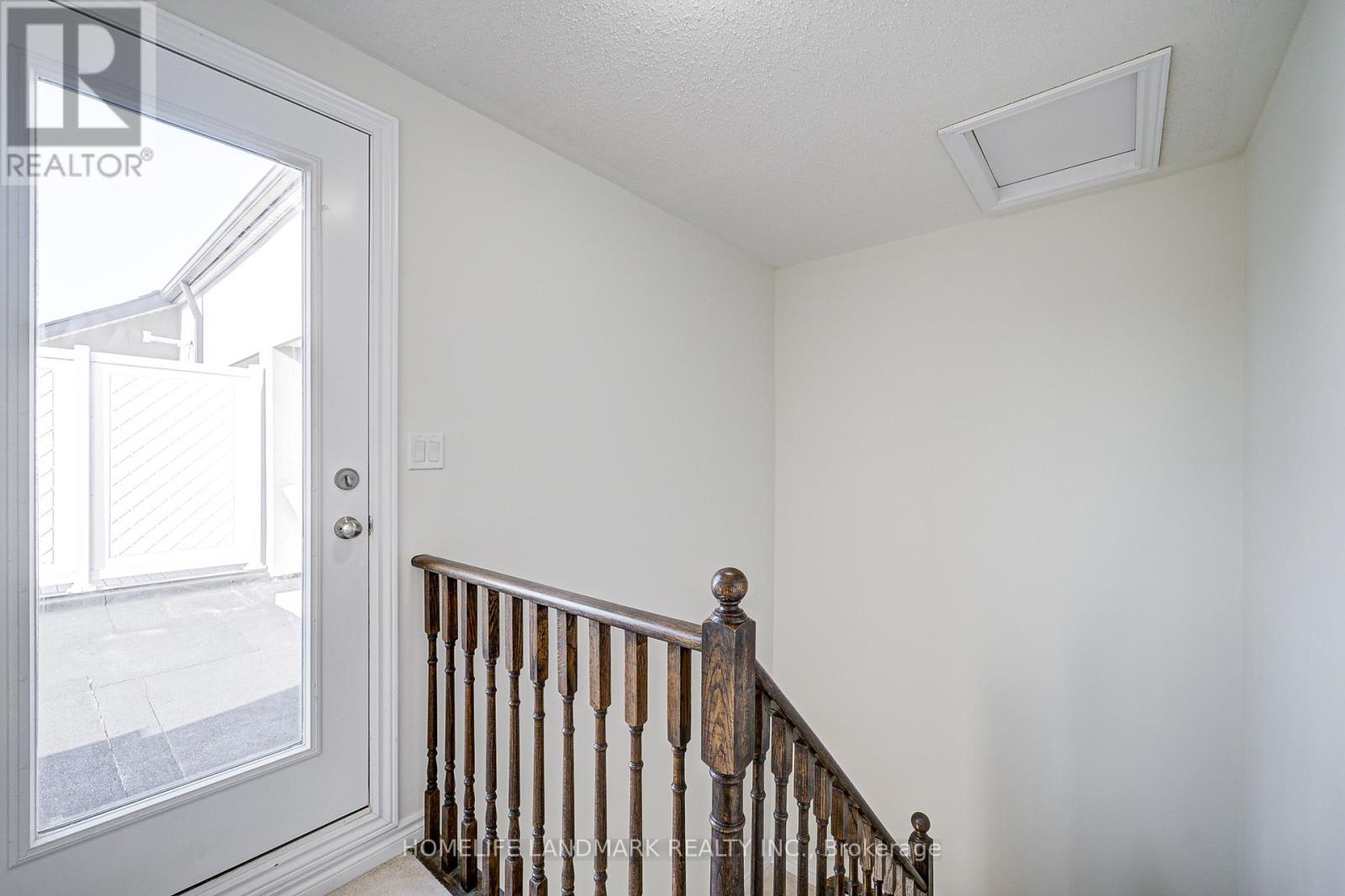 8 - 9 Eaton Park Lane, Toronto (L'amoreaux), Ontario  M1W 0A5 - Photo 35 - E12410122