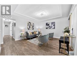 30 PRESLEY AVENUE, Toronto, Ontario