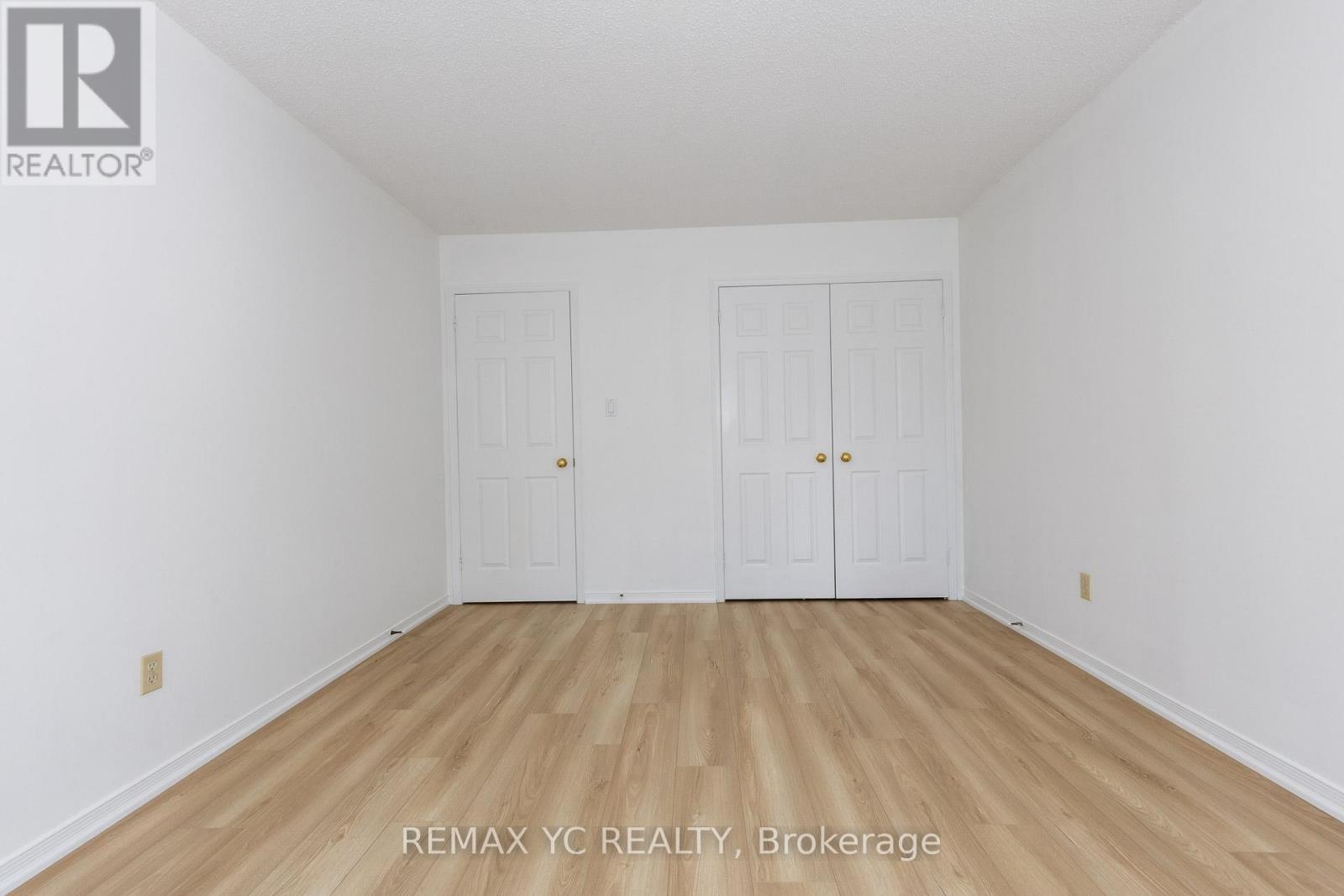 896 Darwin Drive, Pickering, Ontario  L1X 2P8 - Photo 8 - E12410149