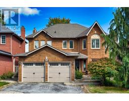 896 DARWIN DRIVE, Pickering, Ontario