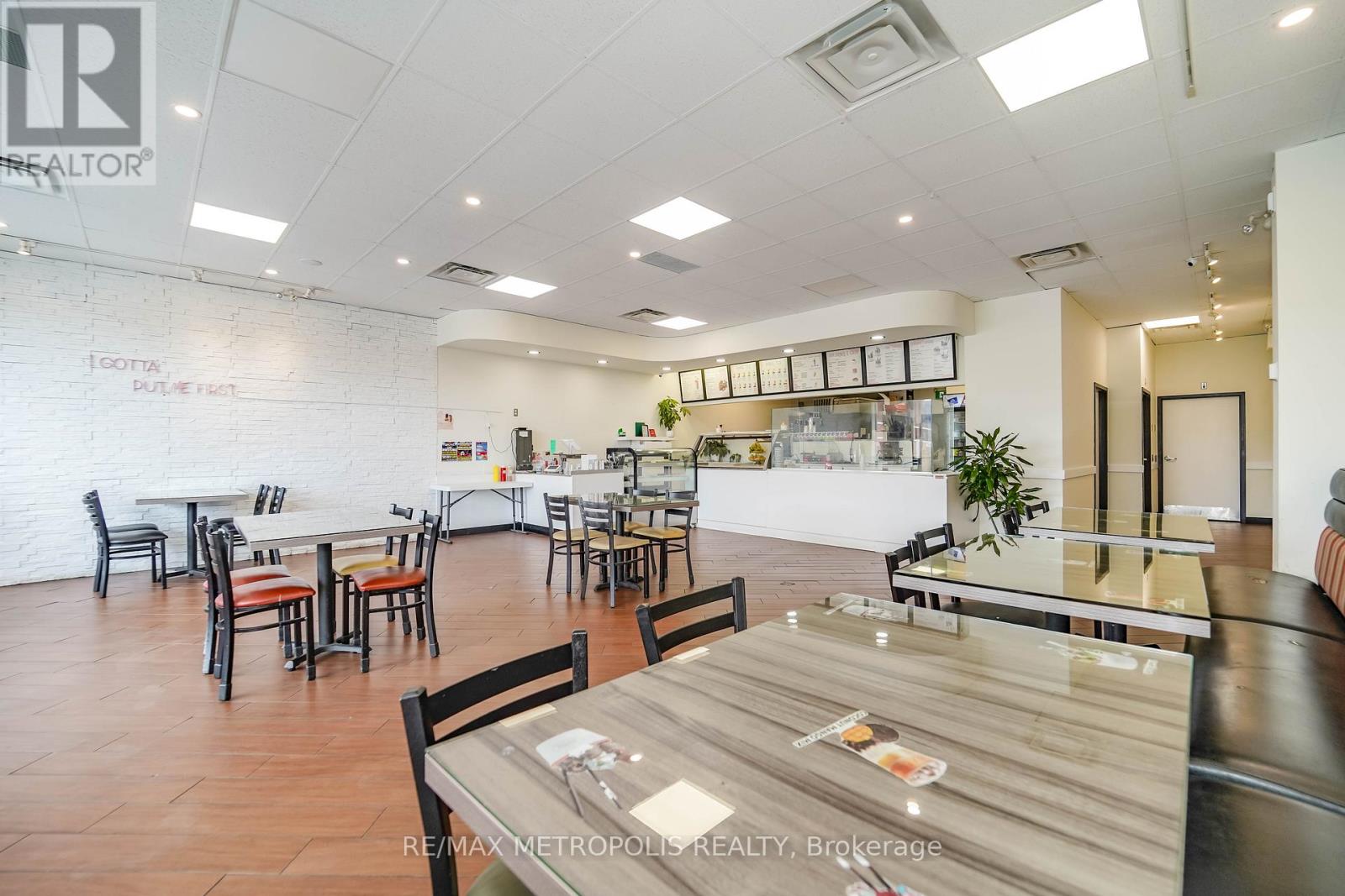 4 - 210 King Street E, Clarington (Bowmanville), Ontario  L1C 1P3 - Photo 14 - E12410196