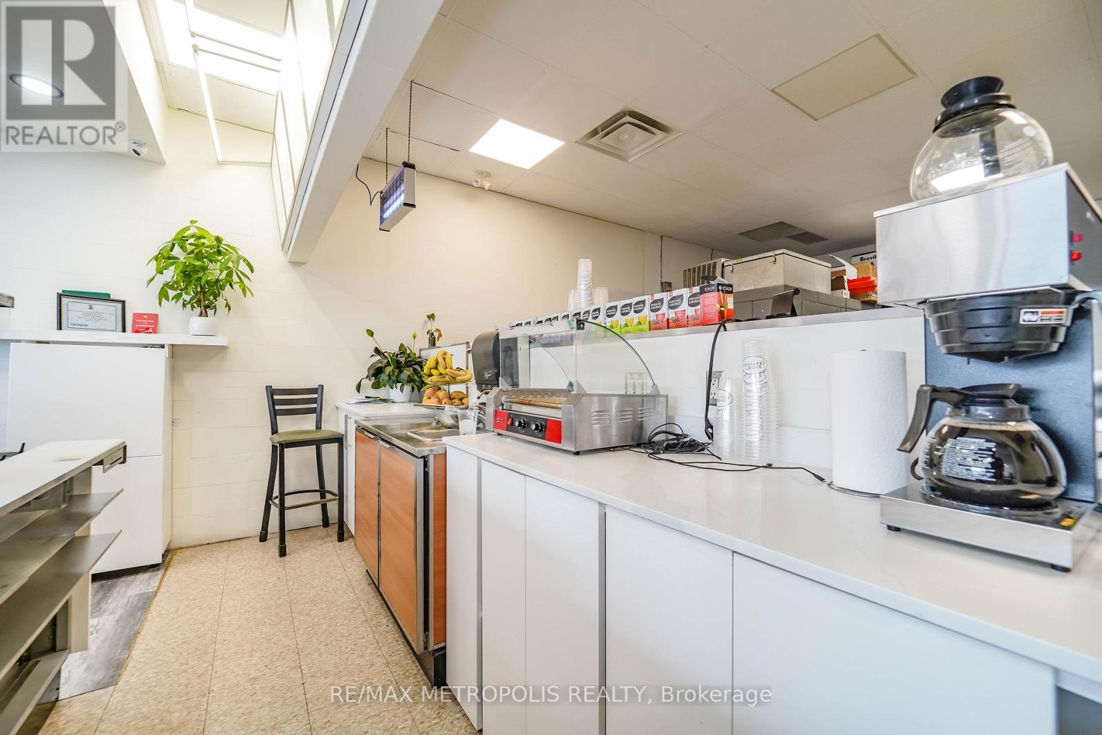 4 - 210 King Street E, Clarington (Bowmanville), Ontario  L1C 1P3 - Photo 32 - E12410196