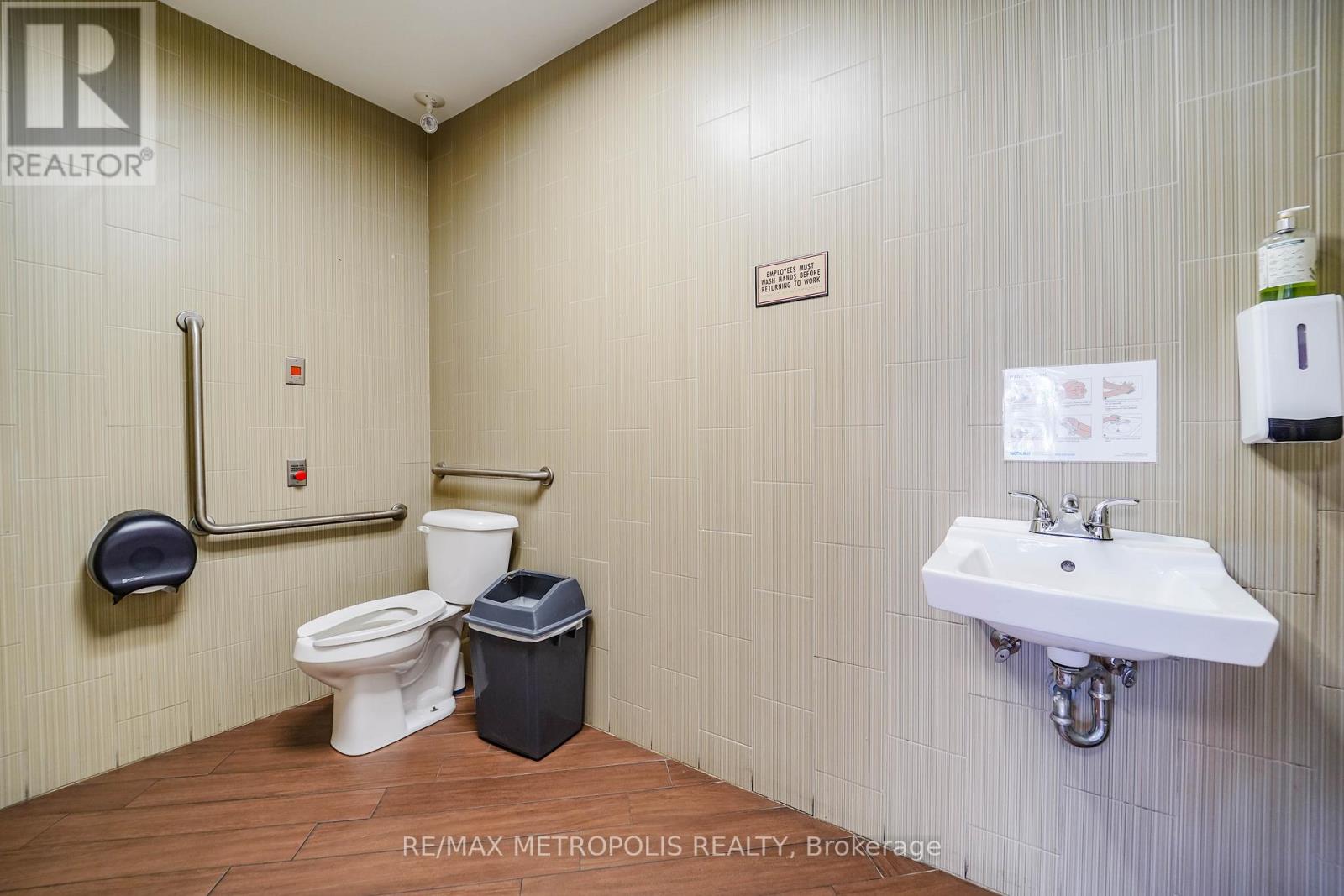 4 - 210 King Street E, Clarington (Bowmanville), Ontario  L1C 1P3 - Photo 40 - E12410196