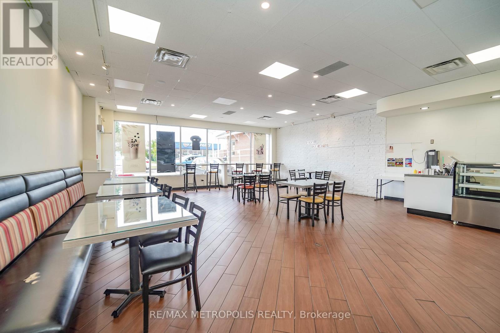 4 - 210 King Street E, Clarington (Bowmanville), Ontario  L1C 1P3 - Photo 7 - E12410196