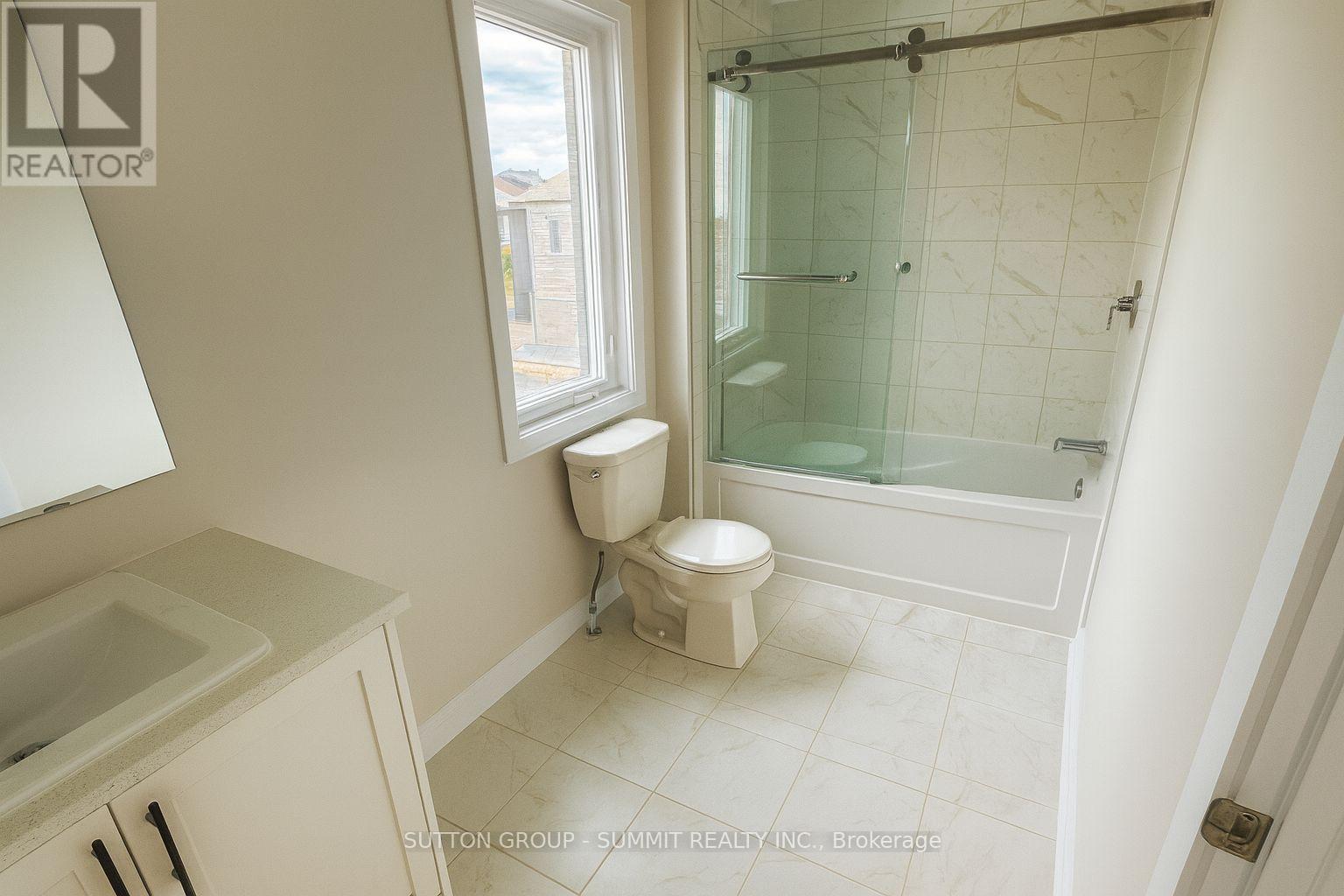 123 - 123 Ryan Reynolds Way, Ottawa, Ontario  K4A 5T4 - Photo 2 - X12410011
