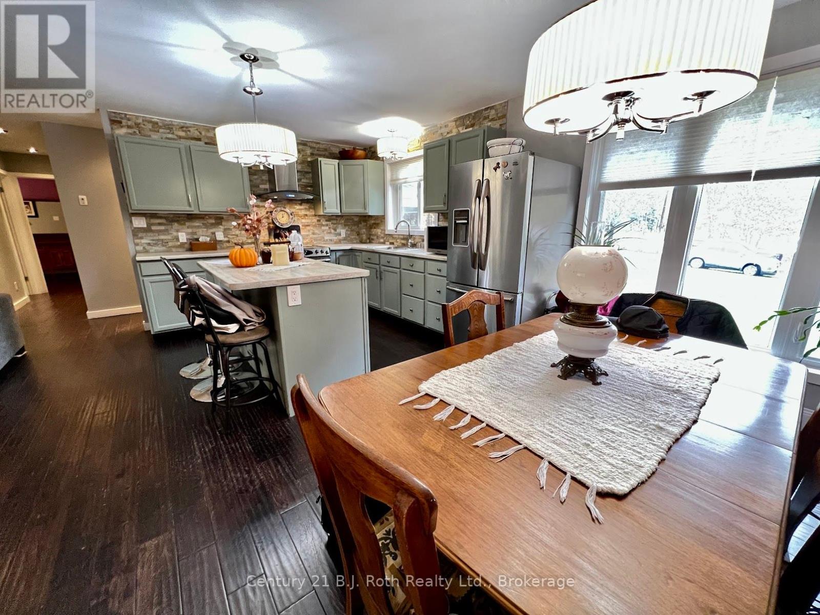 79 Albert Street, Sundridge, Ontario  P0A 1Z0 - Photo 38 - X12410110
