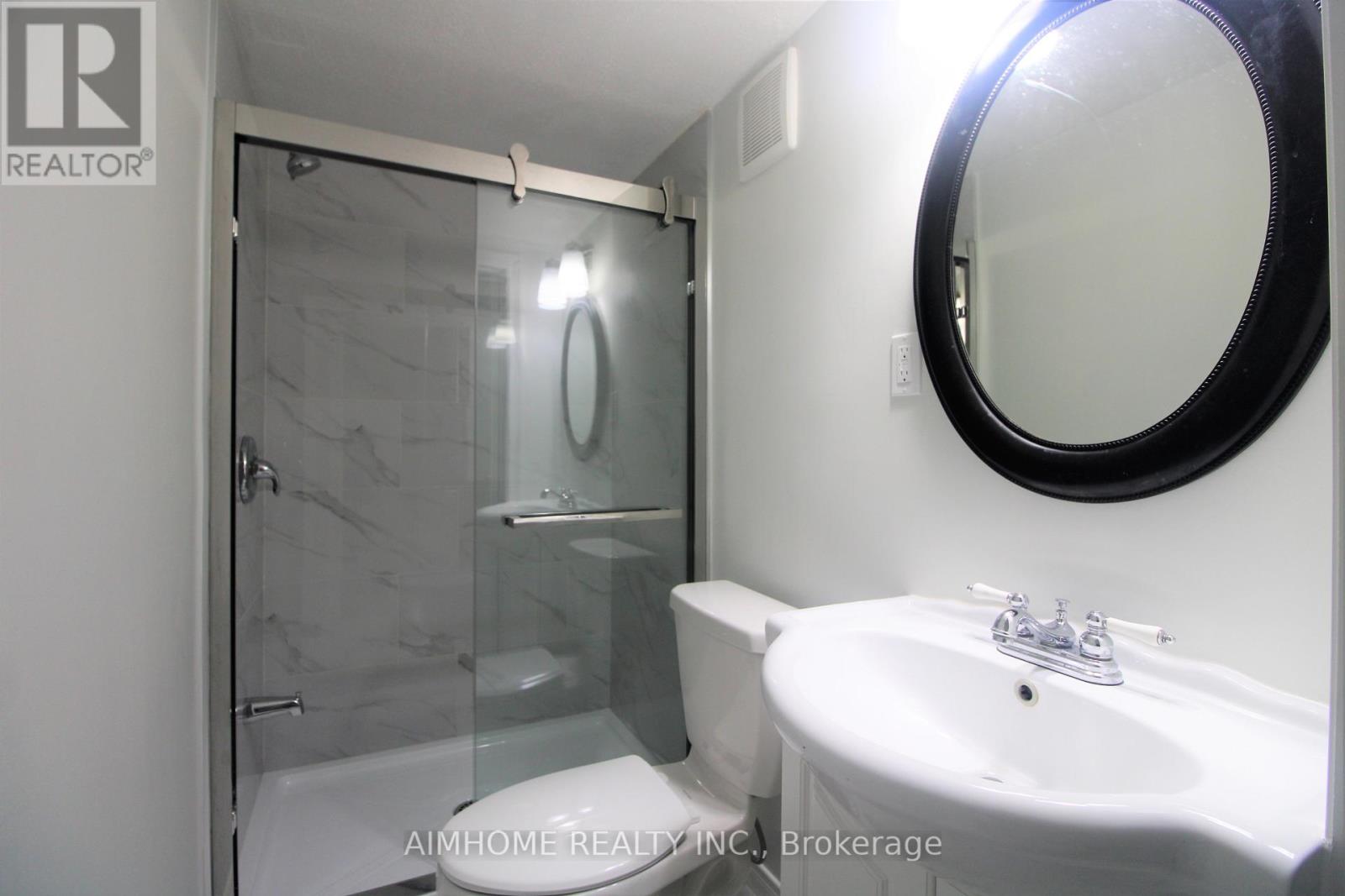 283 Woodycrest Avenue, Georgina, Ontario  L4P 2W3 - Photo 25 - N12410120