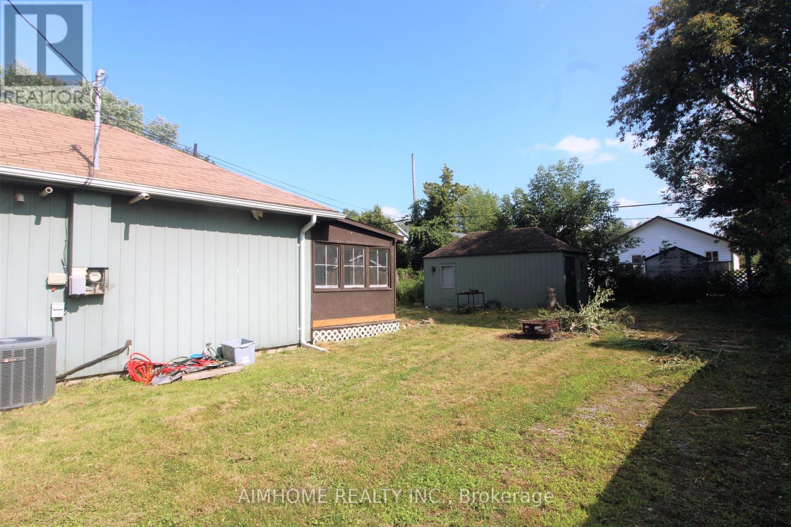 283 Woodycrest Avenue, Georgina, Ontario  L4P 2W3 - Photo 26 - N12410120