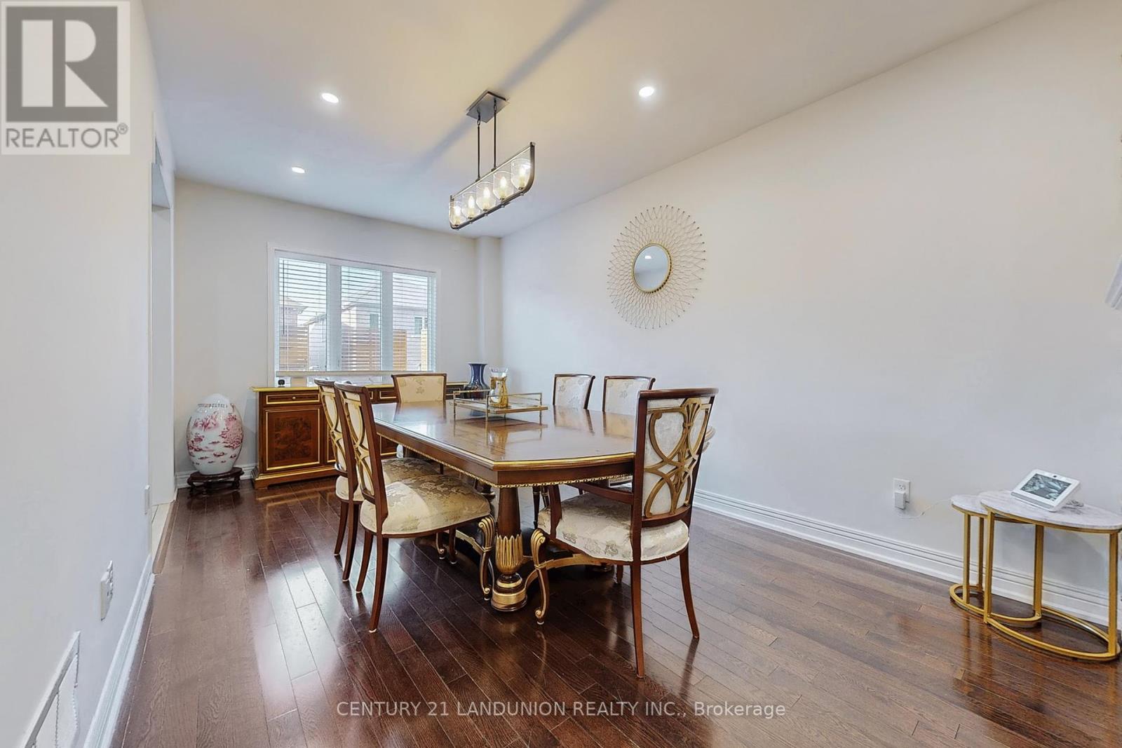 101 Gar Lehman Avenue, Whitchurch-Stouffville, Ontario  L4A 0W9 - Photo 7 - N12410181