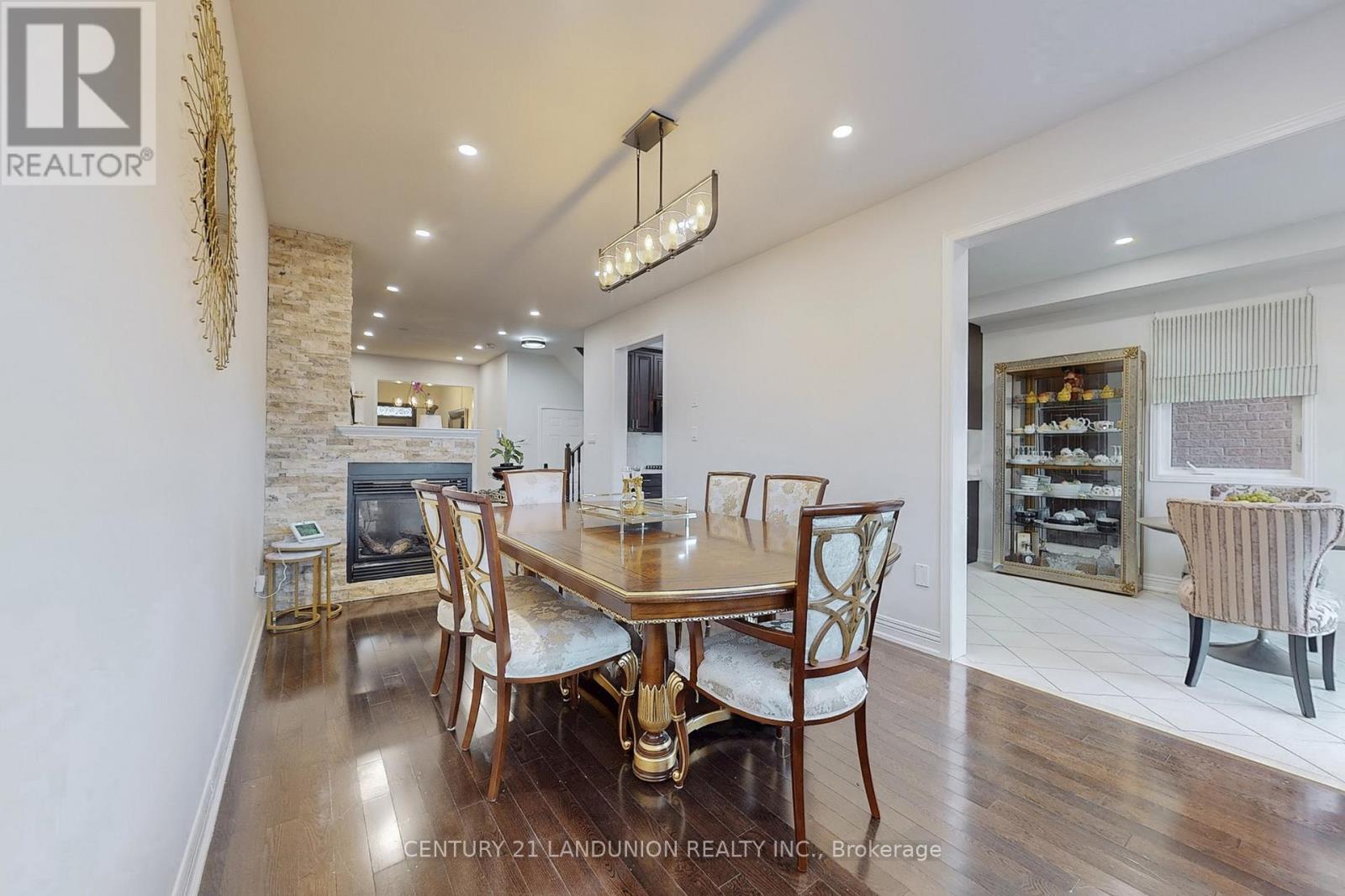 101 Gar Lehman Avenue, Whitchurch-Stouffville, Ontario  L4A 0W9 - Photo 8 - N12410181