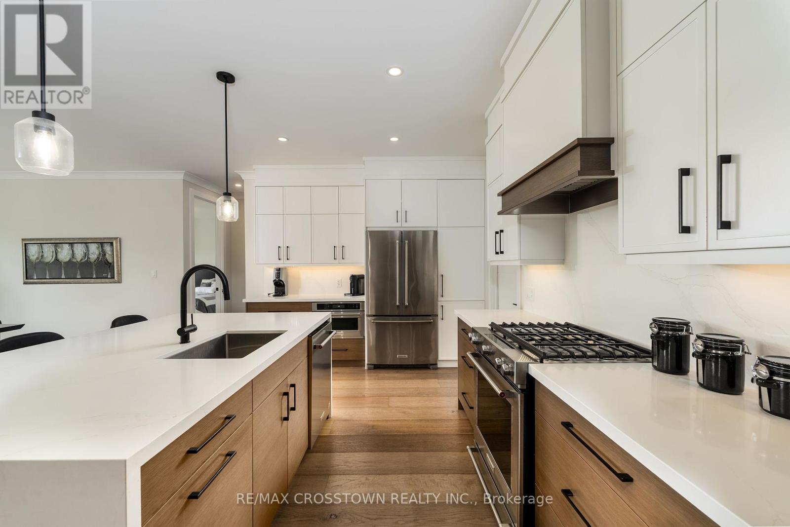 1 Best Court, Oro-Medonte, Ontario  L0L 2L0 - Photo 13 - S12410074