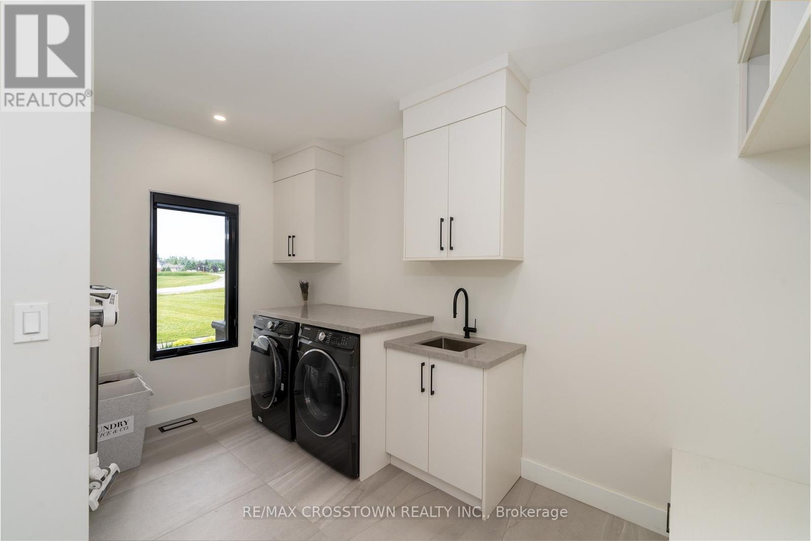 1 Best Court, Oro-Medonte, Ontario  L0L 2L0 - Photo 25 - S12410074